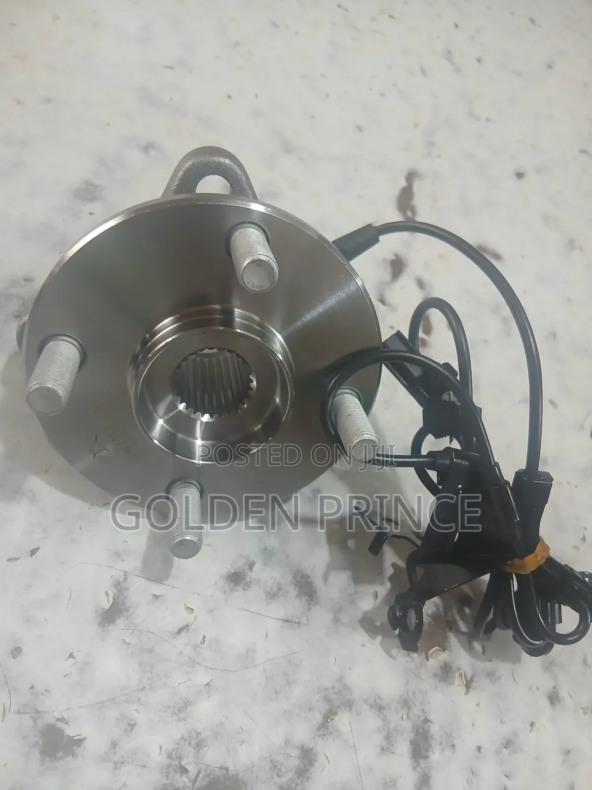 Yaris Front Hub 013-017 Abs (1pc)