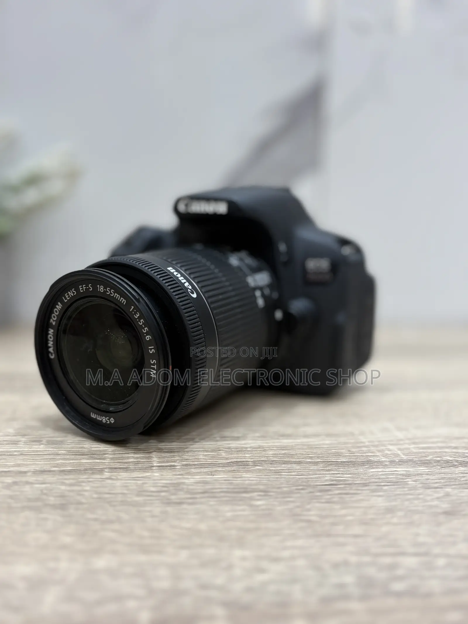Canon 700d Camera With 18-55mm Lens