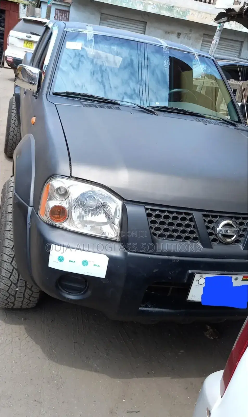 Nissan Hardbody Np300 Windscreen Available