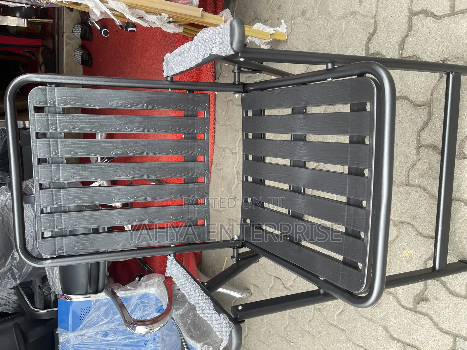Gardiin Chair