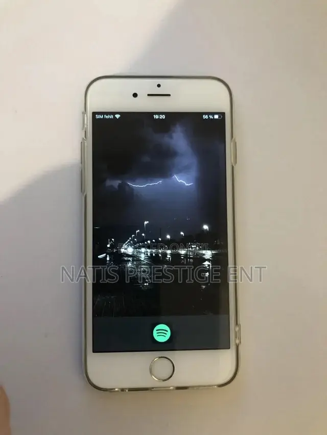 Apple iPhone 6s 64 GB Silver
