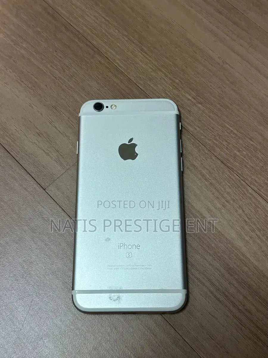 Apple iPhone 6s 64 GB Silver