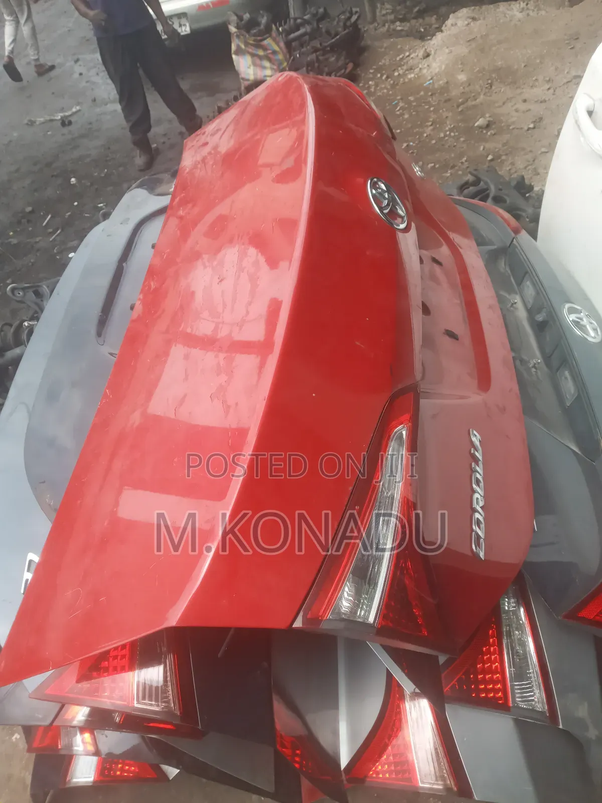 Toyota Corolla 2014-2017 Boots