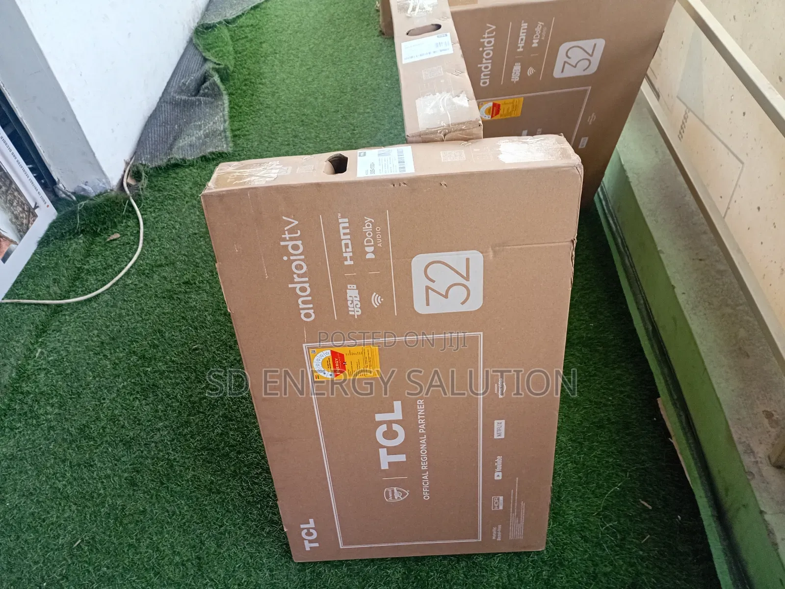 Gracious TCL Goofy 32inches Smart Tv
