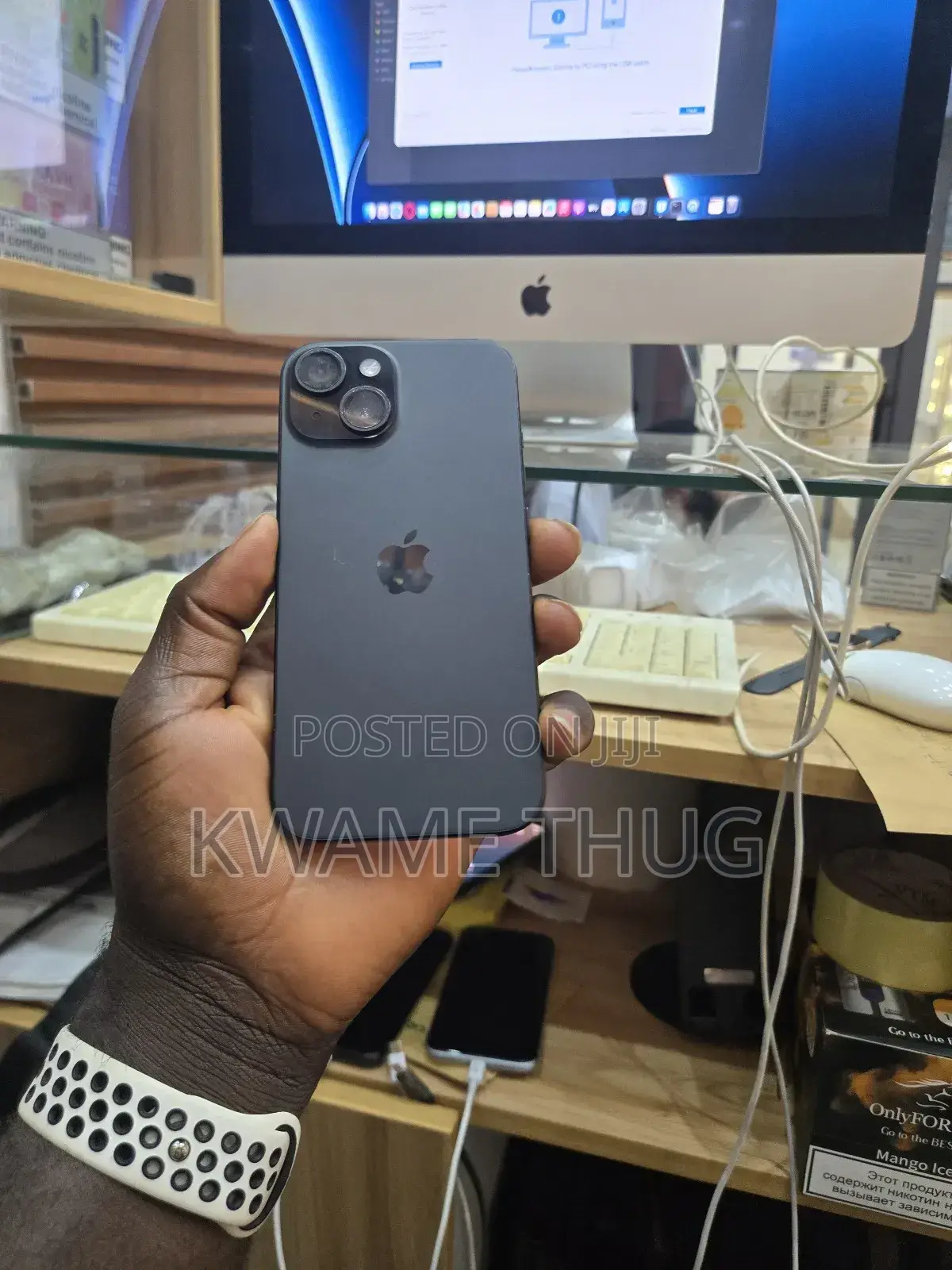 New Apple iPhone 15 128 GB Black