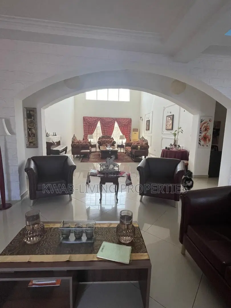 Furnished 7bdrm House in Tema Metropolitan for sale