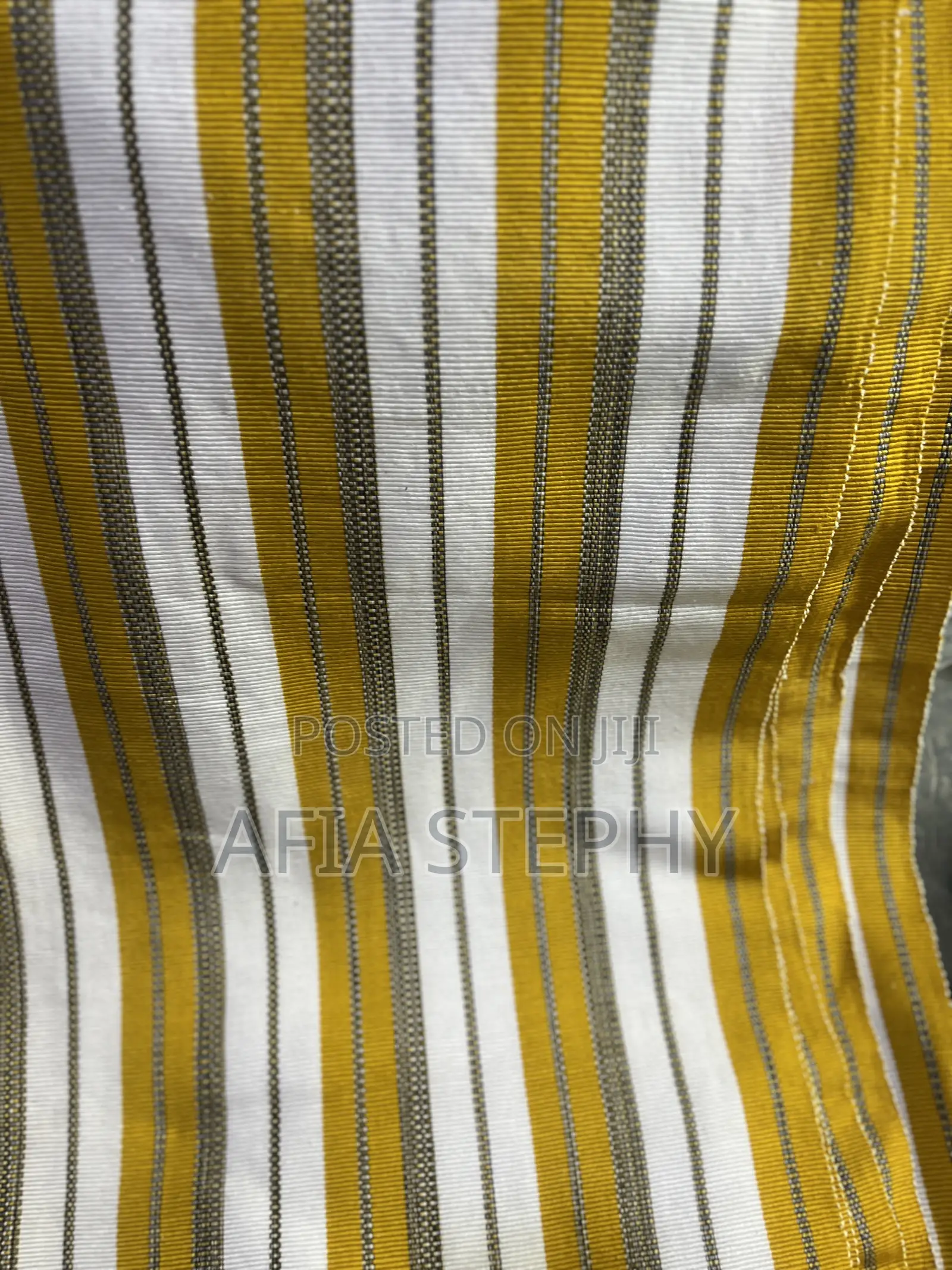 Gold and White Northern Kente(Fugu)