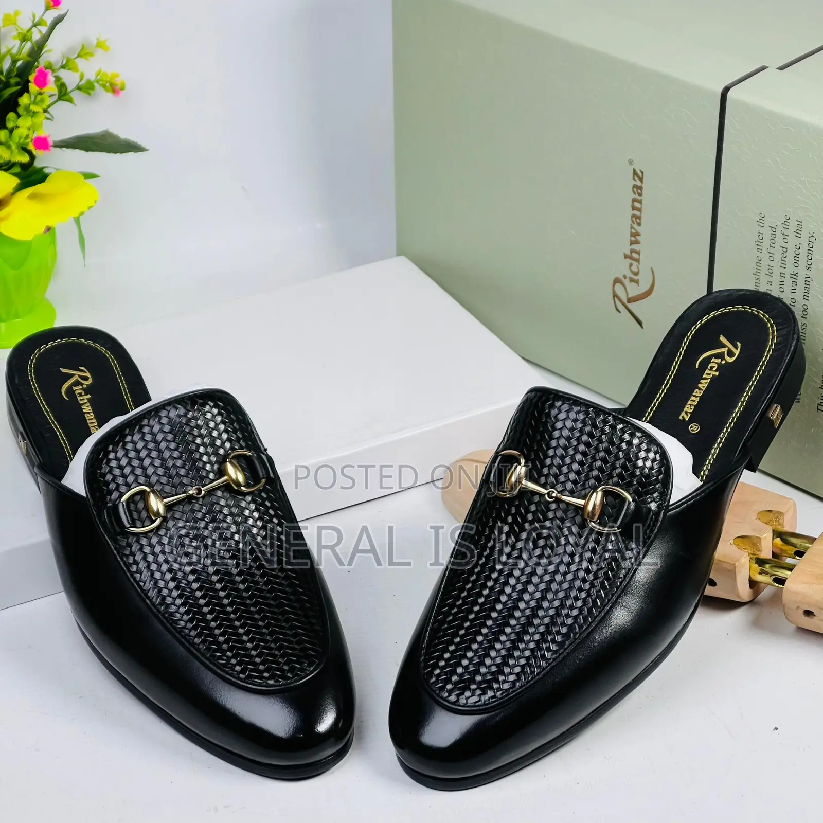 Richwanz Men Black  Halfshoe