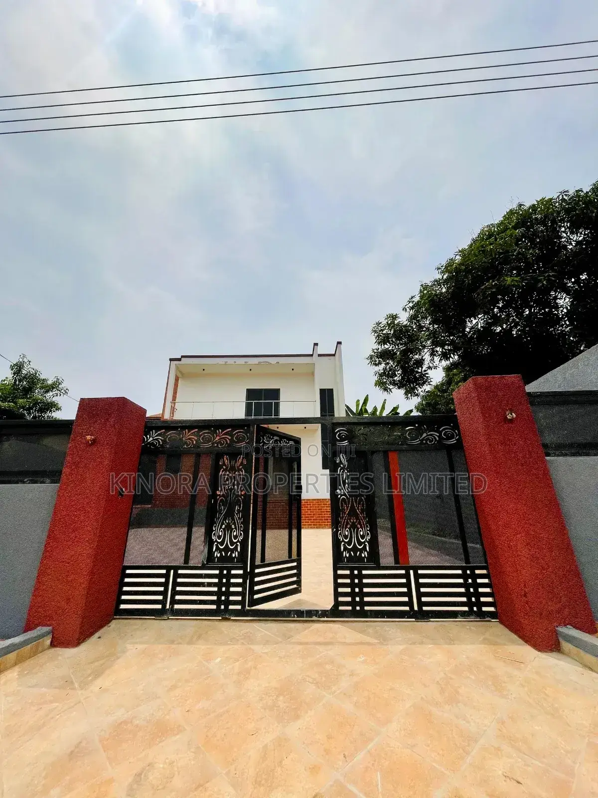 4bdrm Duplex in Kwabenya, Ga East Municipal for sale