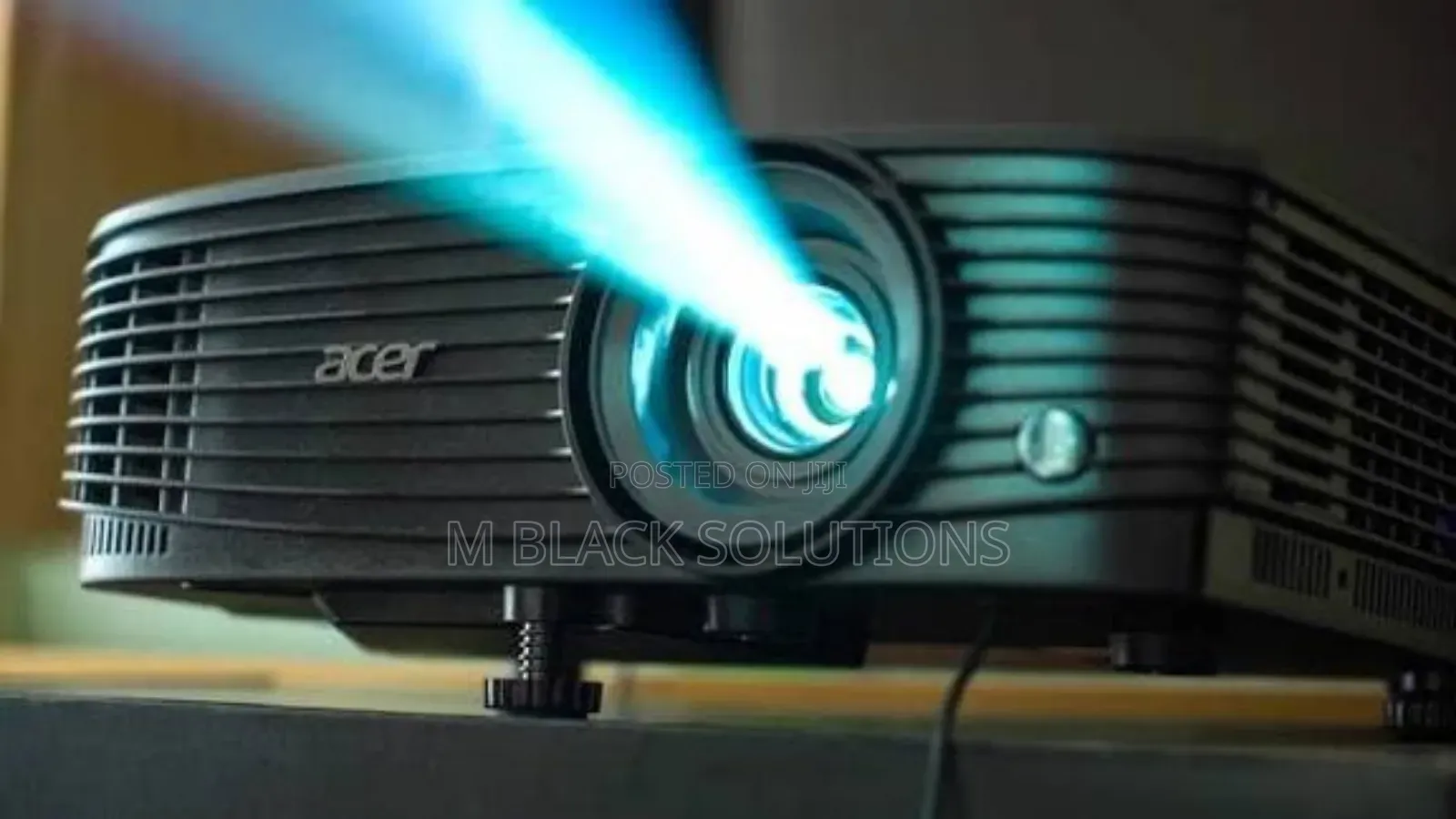 Acer X1329 Projector,1280x800 Wxga,4800 Lumens.