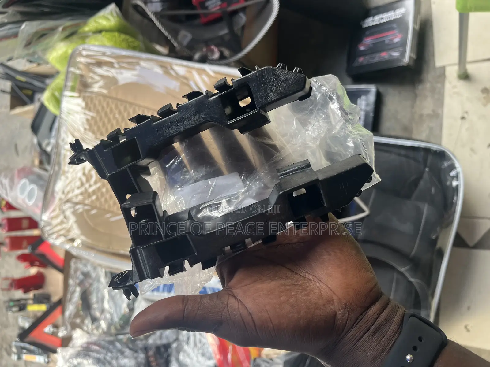 Honda Accord 2018 2018 2020 Front Bumper Lockers Pair or Braket