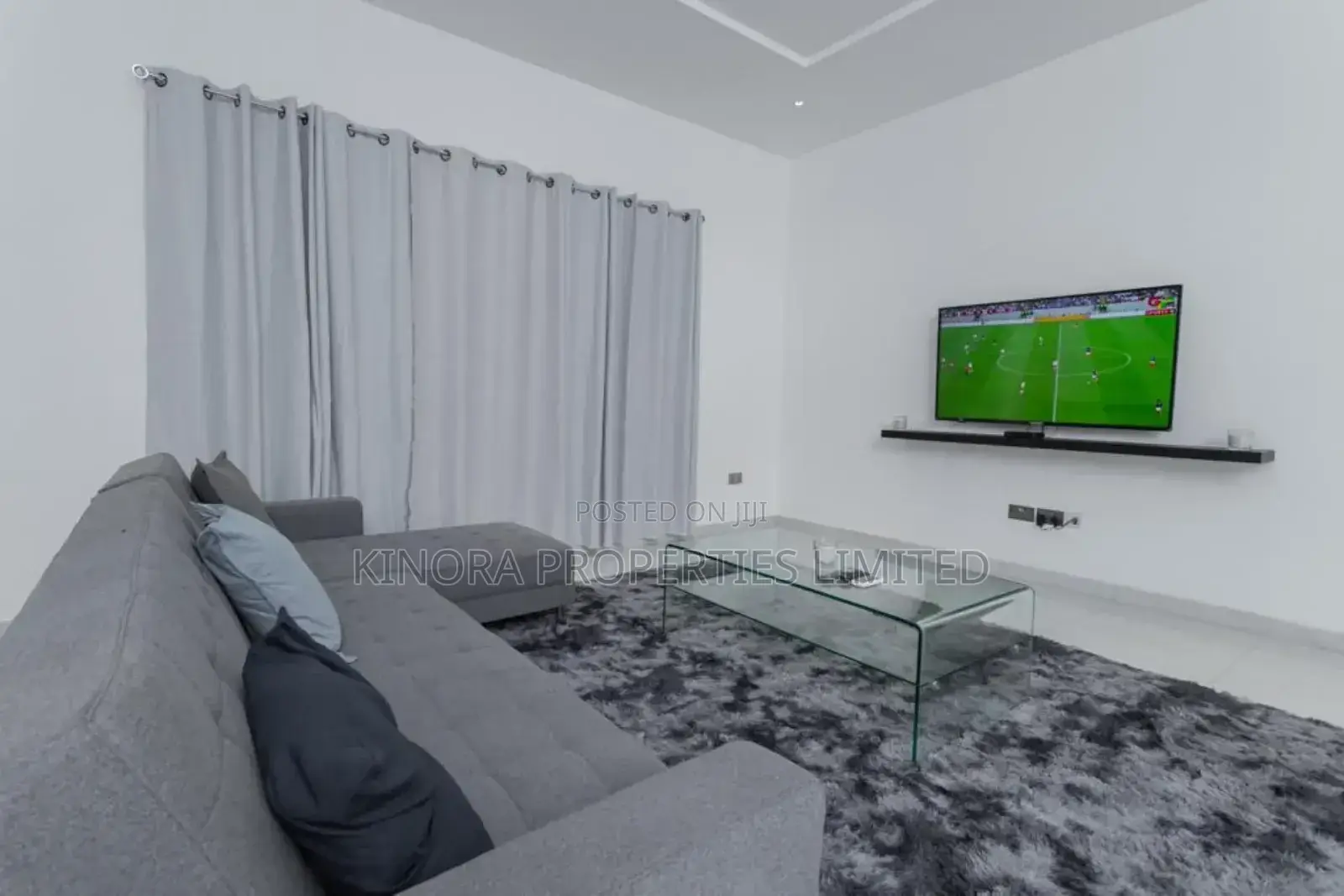4bdrm Duplex in Papafio Hills Road for sale