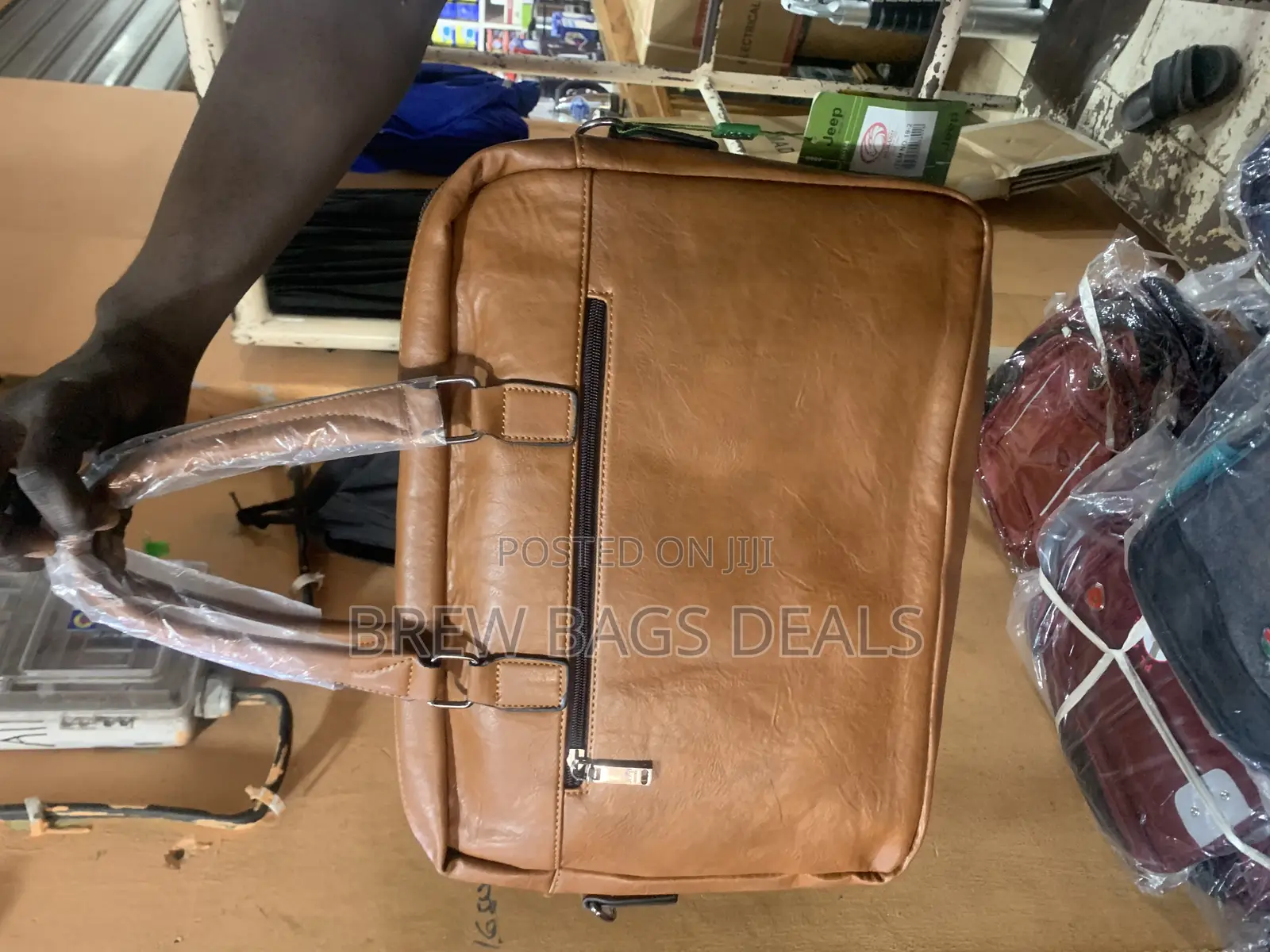 Pure Leather Jeep 15.6 Inches Laptop Bag With Shoulder Strap