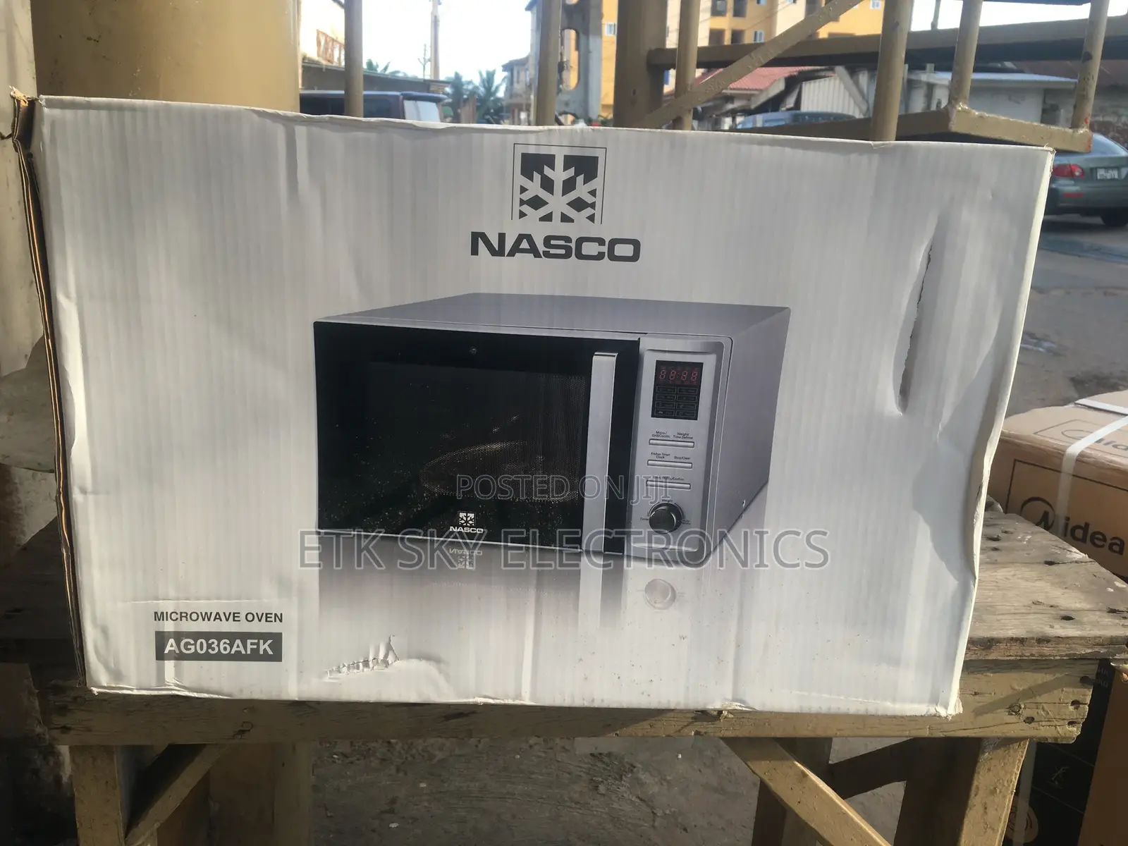 Nasco 36liters Microwave Oven
