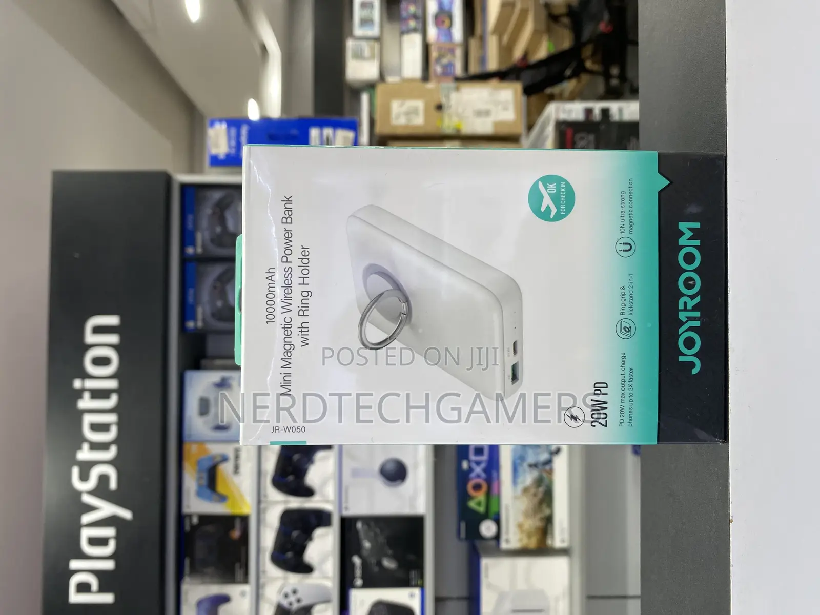 Joyroom Jr-W050 20w Magnetic Ring Holder Wireless Charging Power Bank