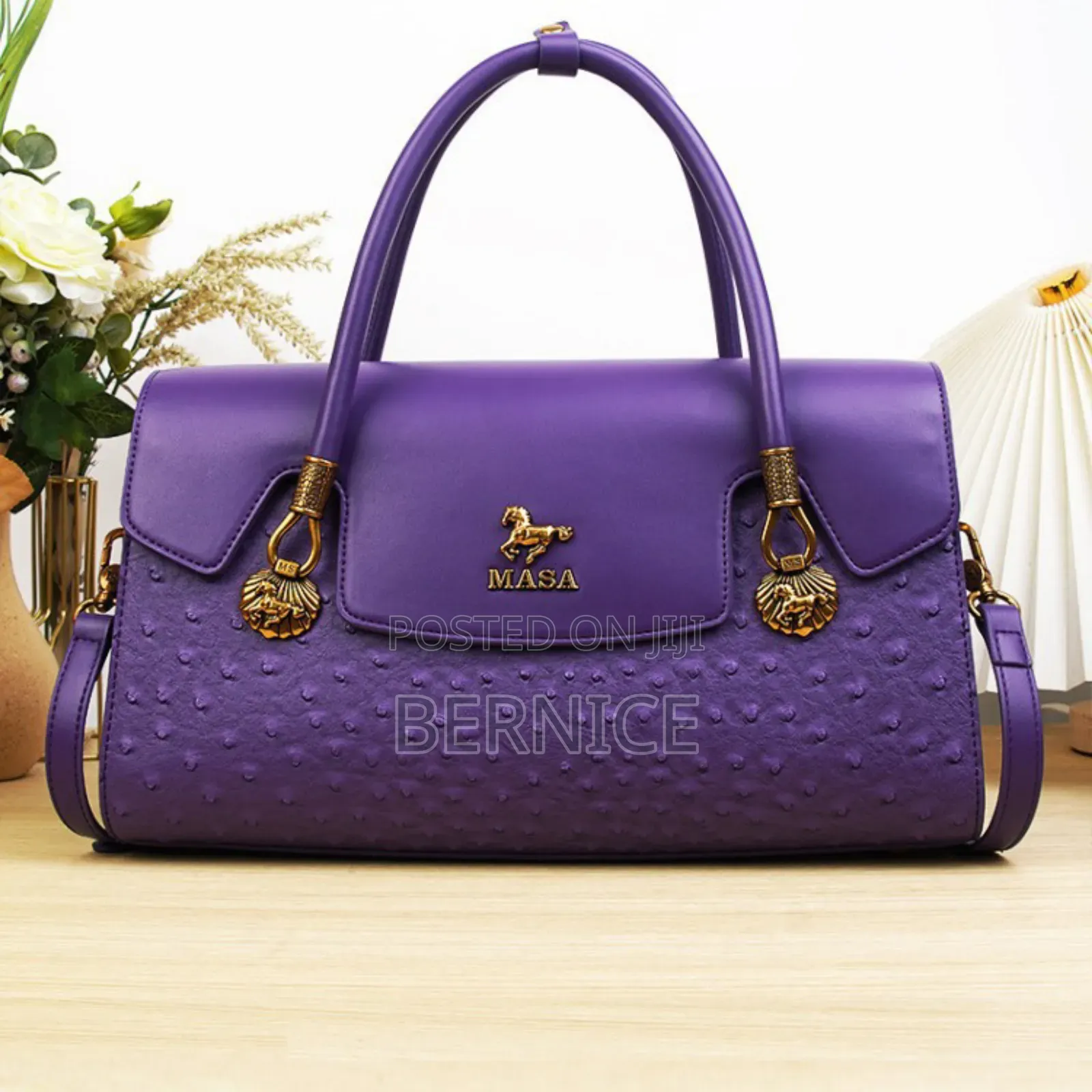 Stylish and Elegant Ladies Handbag