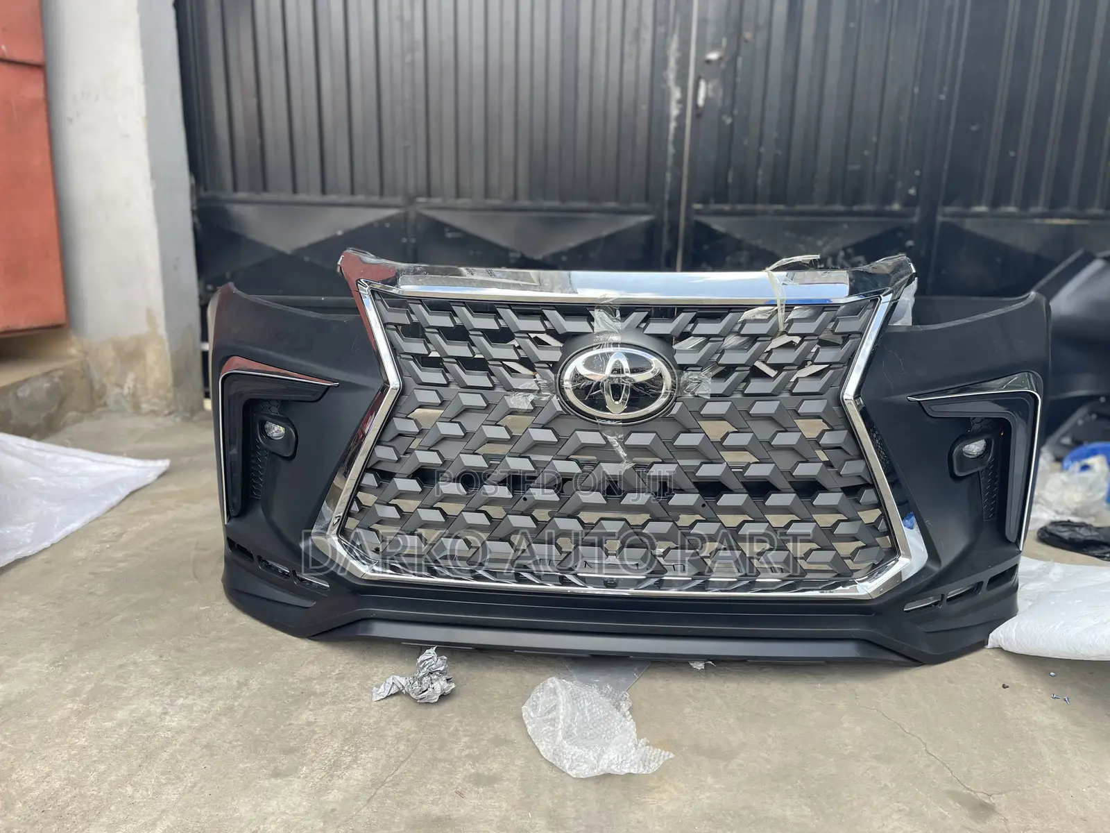 Toyota Fortuner 2020-2022 Complete Bumper Front And Back Available