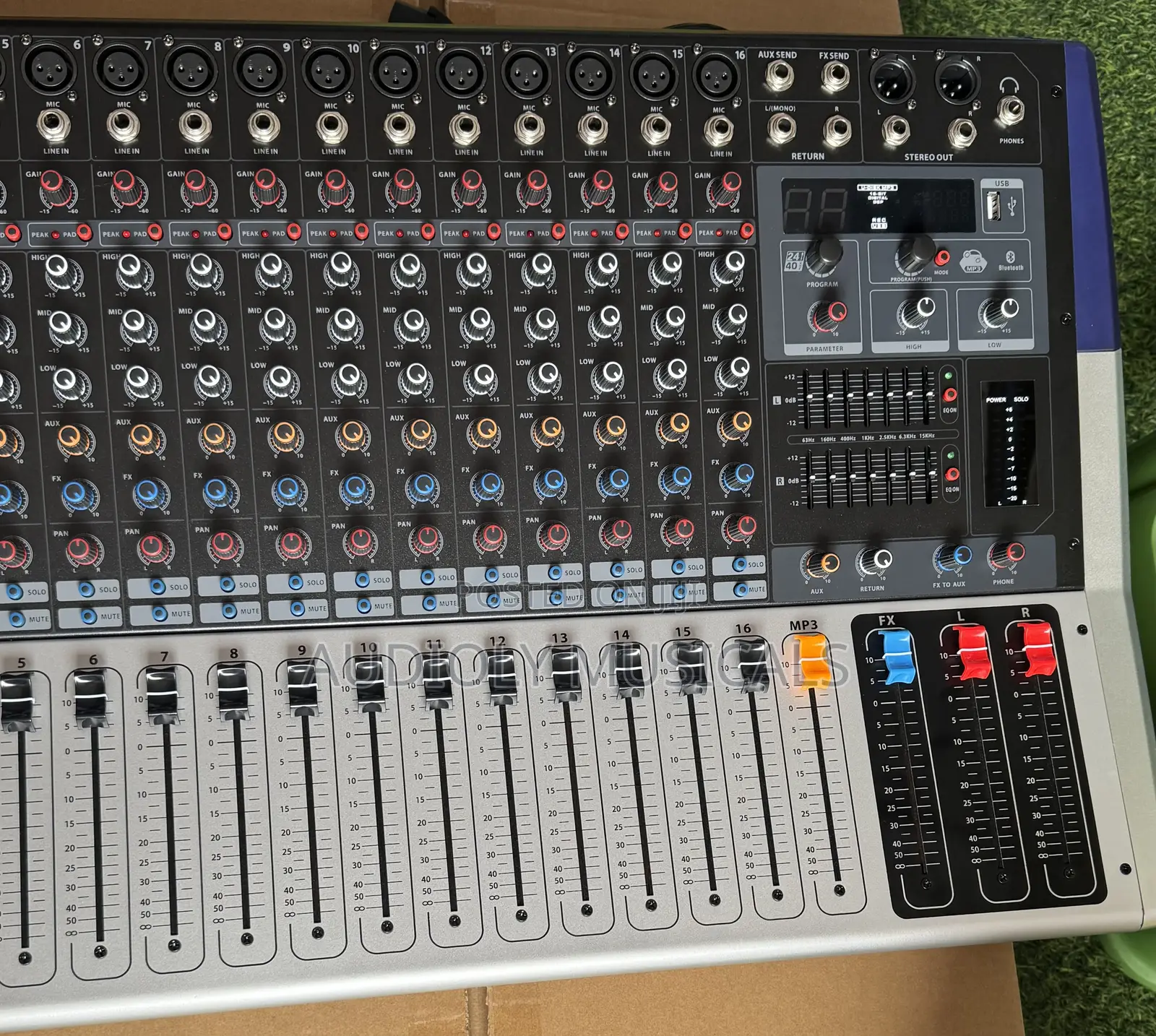 Yamaha 16-Channel Kv Mixer