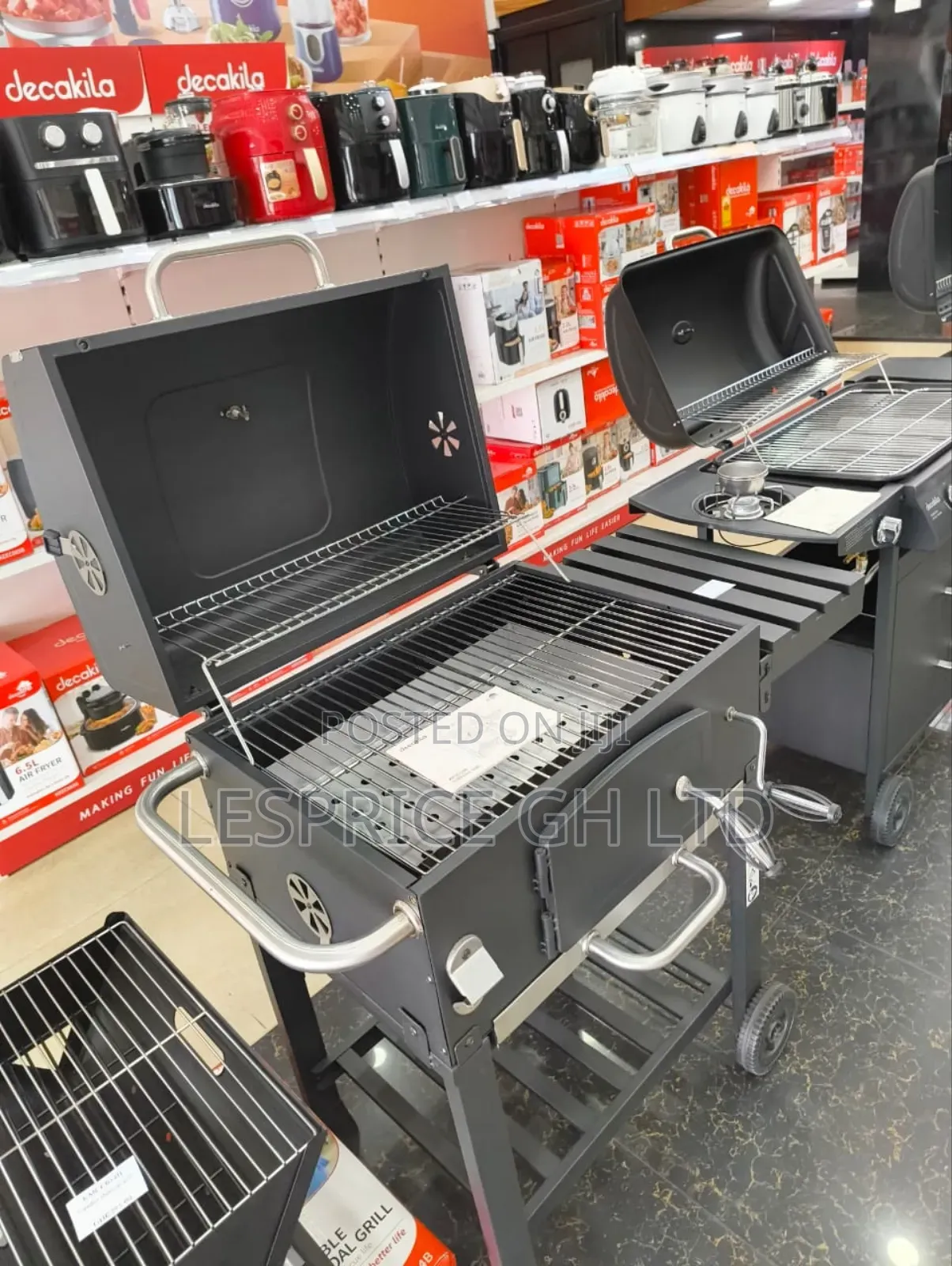 Easy to Clean Charcoal BBQ Stand