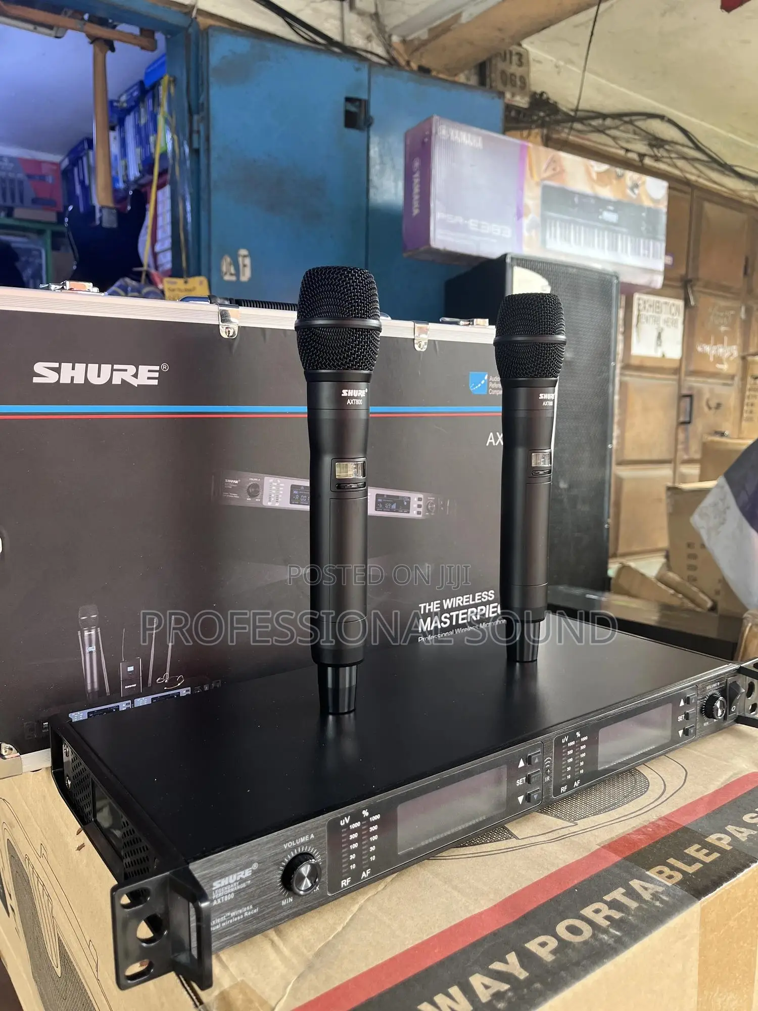 Shure Axt800