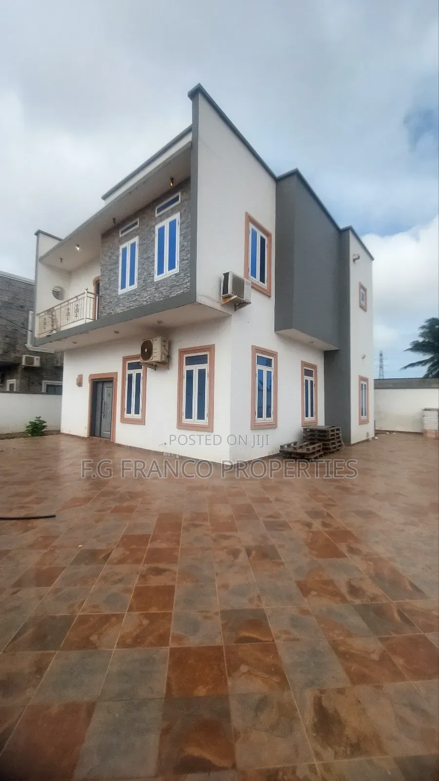 4bdrm House in Kg Franco Properties, Spintex for sale
