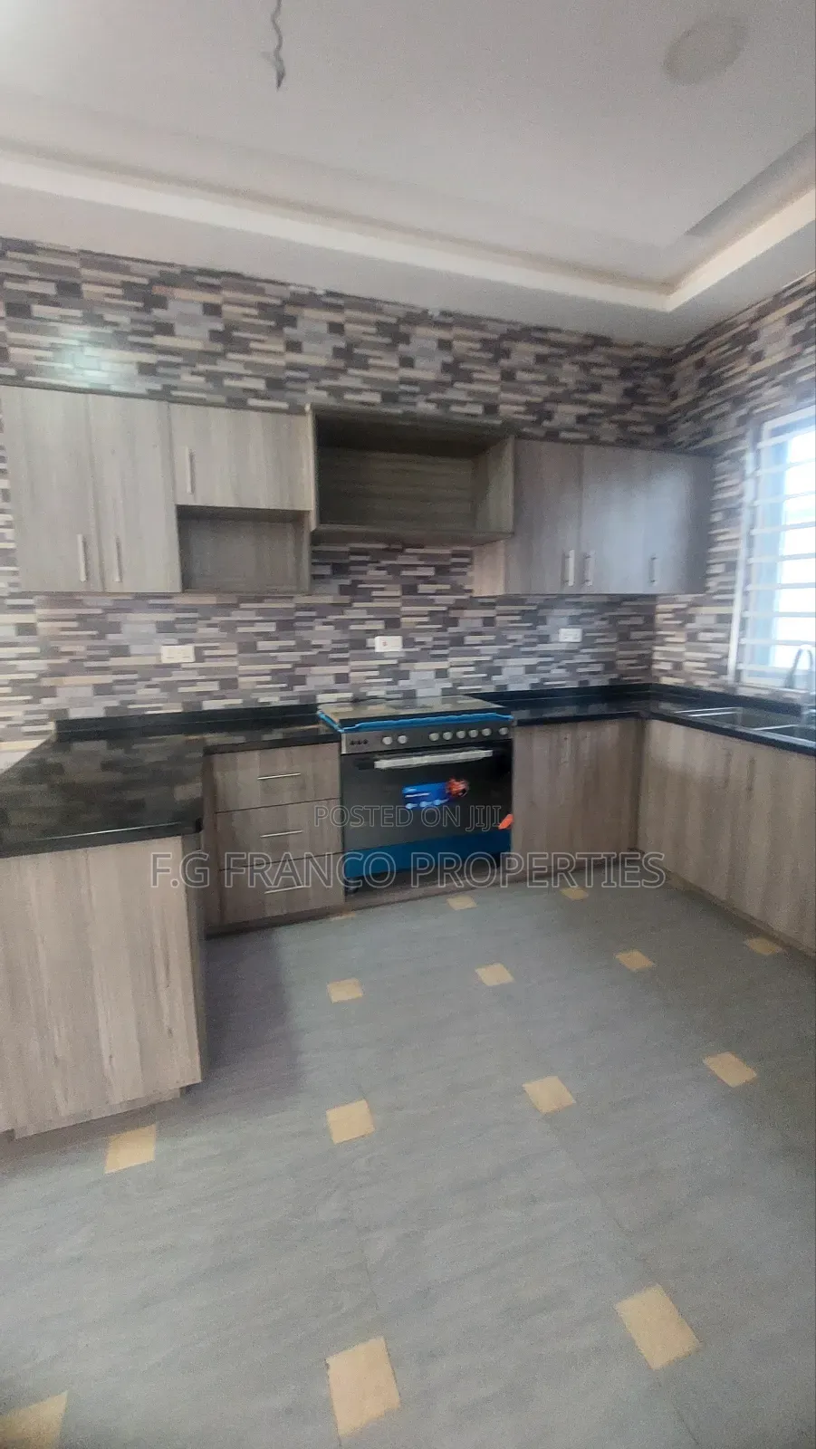 4bdrm House in Kg Franco Properties, Spintex for sale