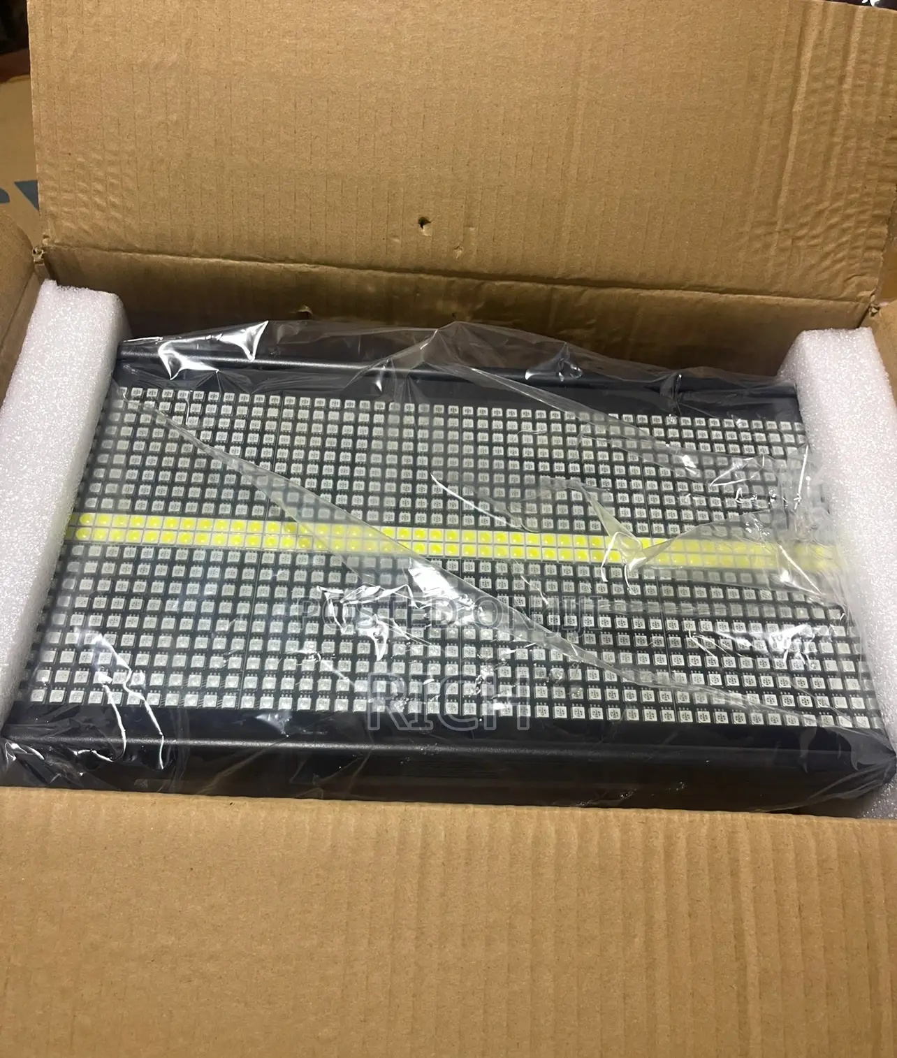 Eight Section 8+8 Segments Quality Strobe Lights at Wholesale Prices