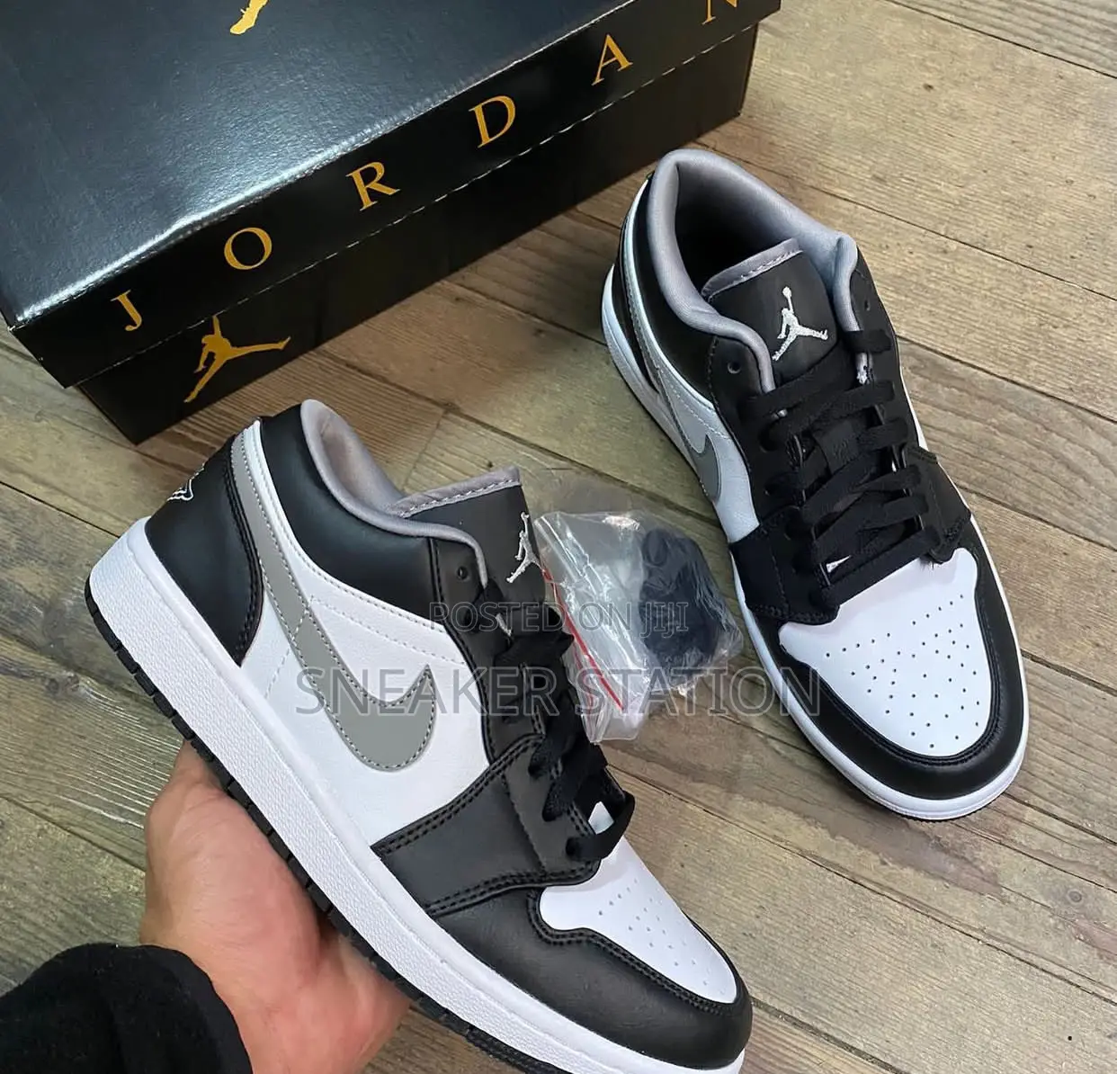 Air Jordan Retro 1 Low Shadow Black