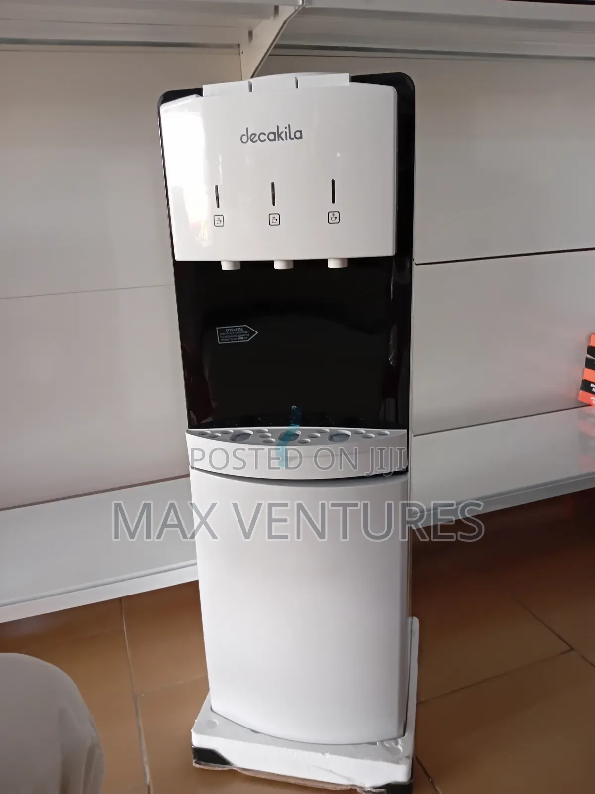 Brand New Decakila 3in1 Water Dispenser +Fridge