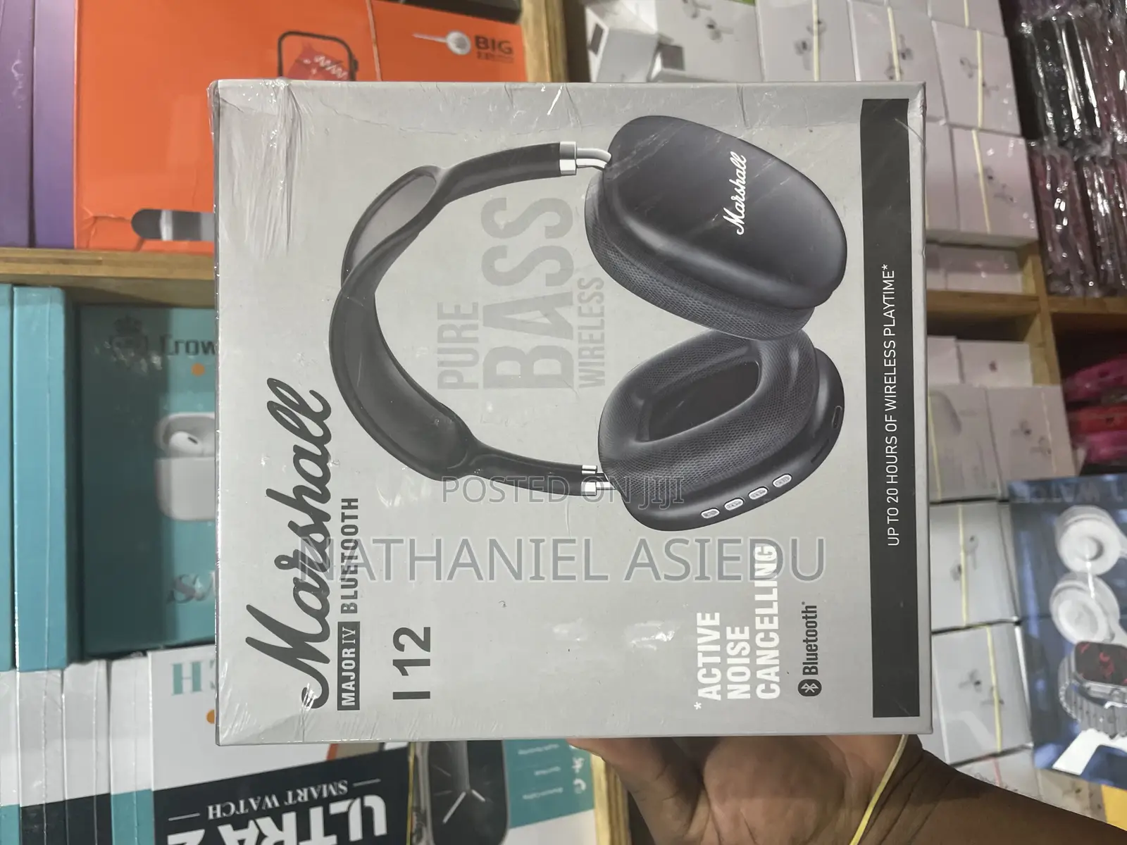 Marshall Major Iv Bluetooth Headphones.