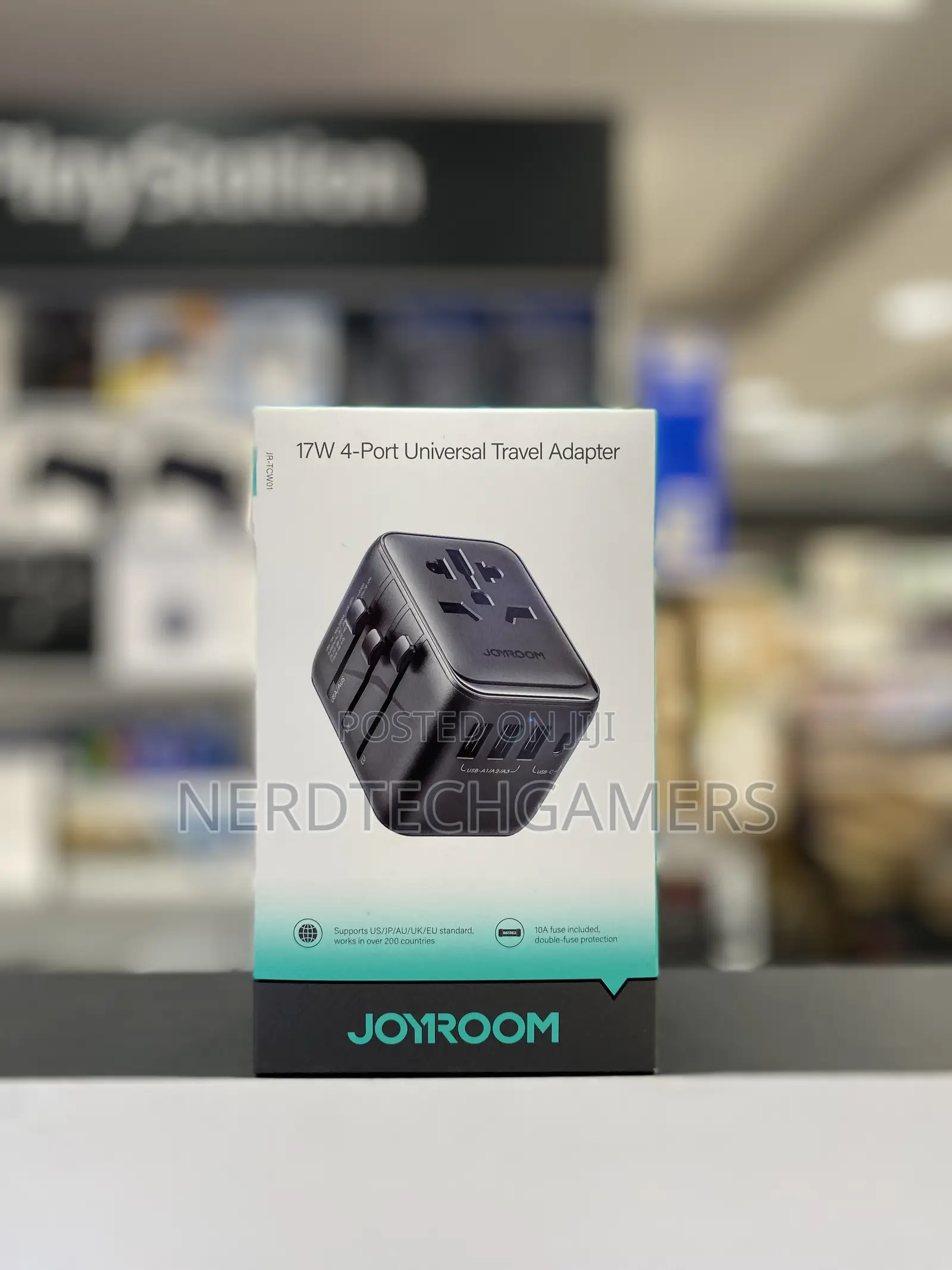 Joyroom Jr-Tcw01 17w Universal Travel Adapter