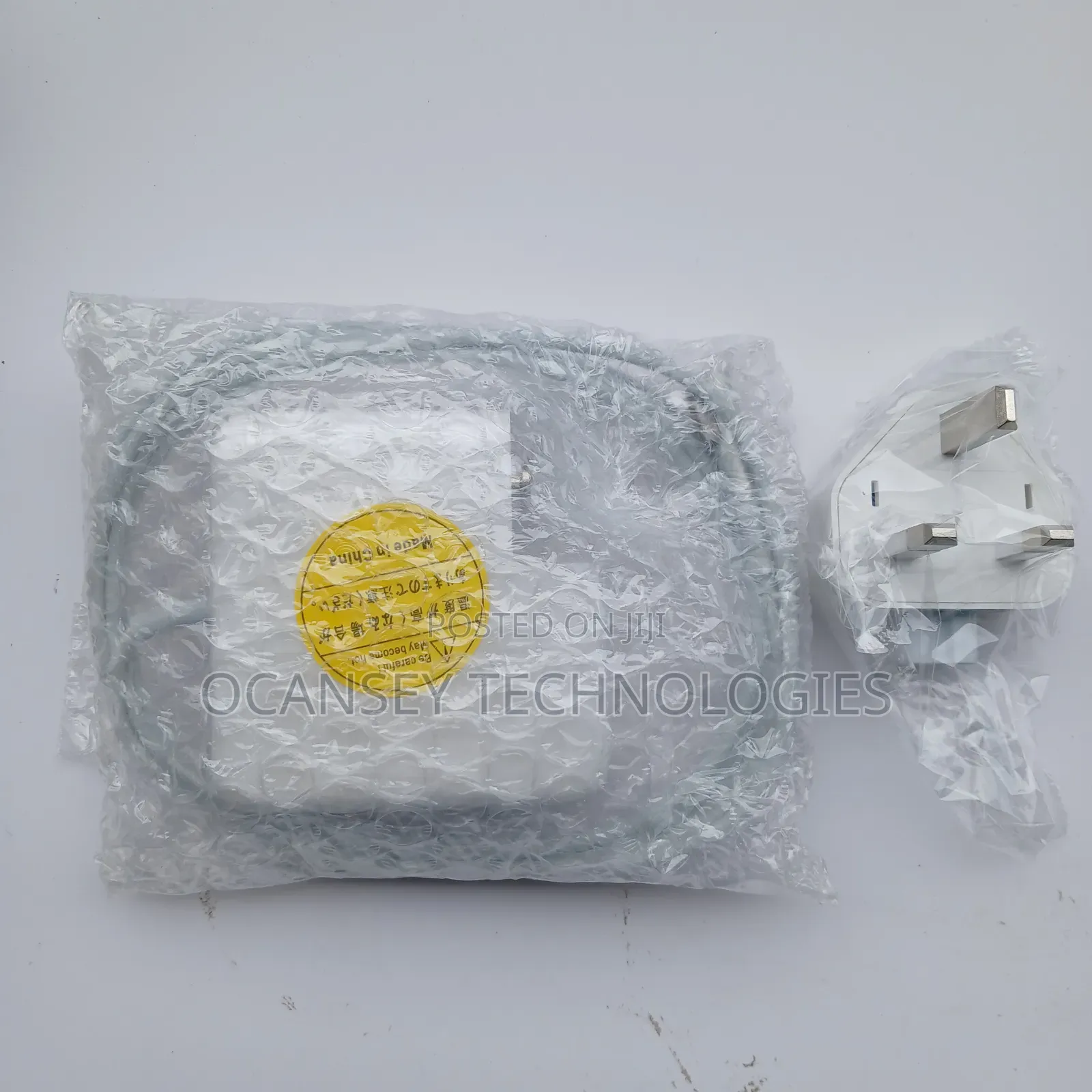 Original Apple 16.5v 3.65a 60 Watts L-Tip Macbook Charger