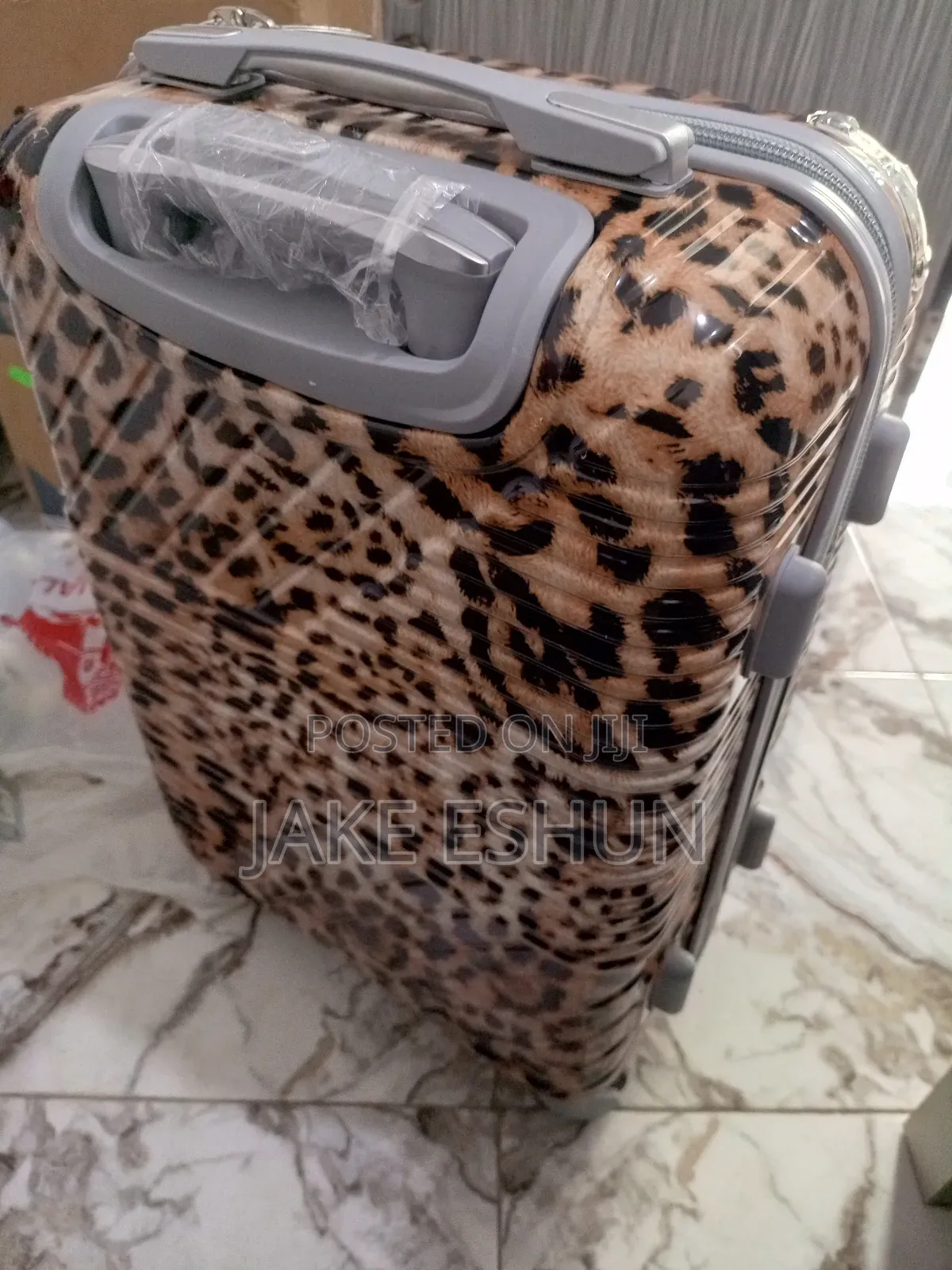 Spacious and Durable Traveling Bag