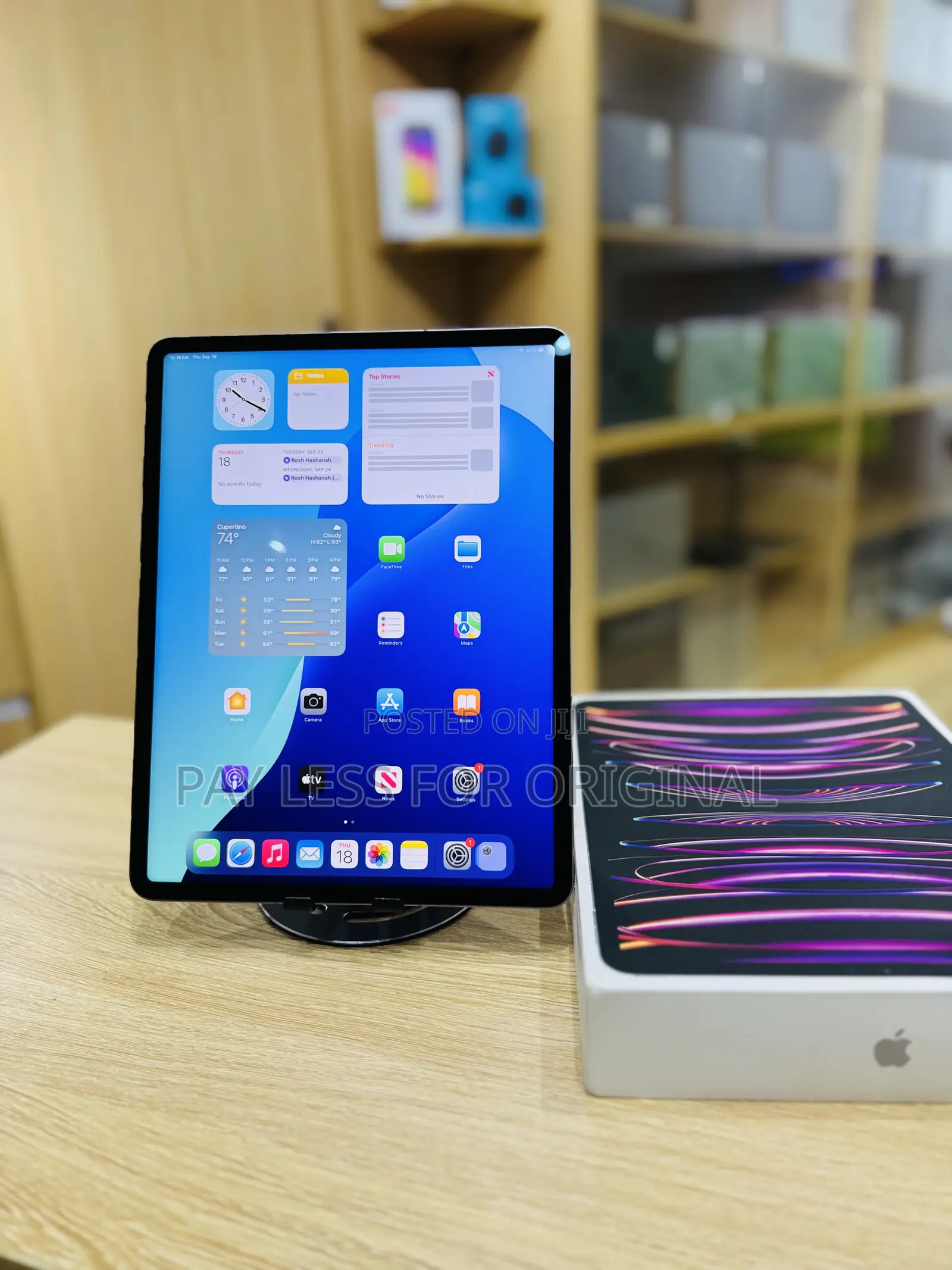 Apple iPad Pro 12.9 (2022) 128 GB Gray