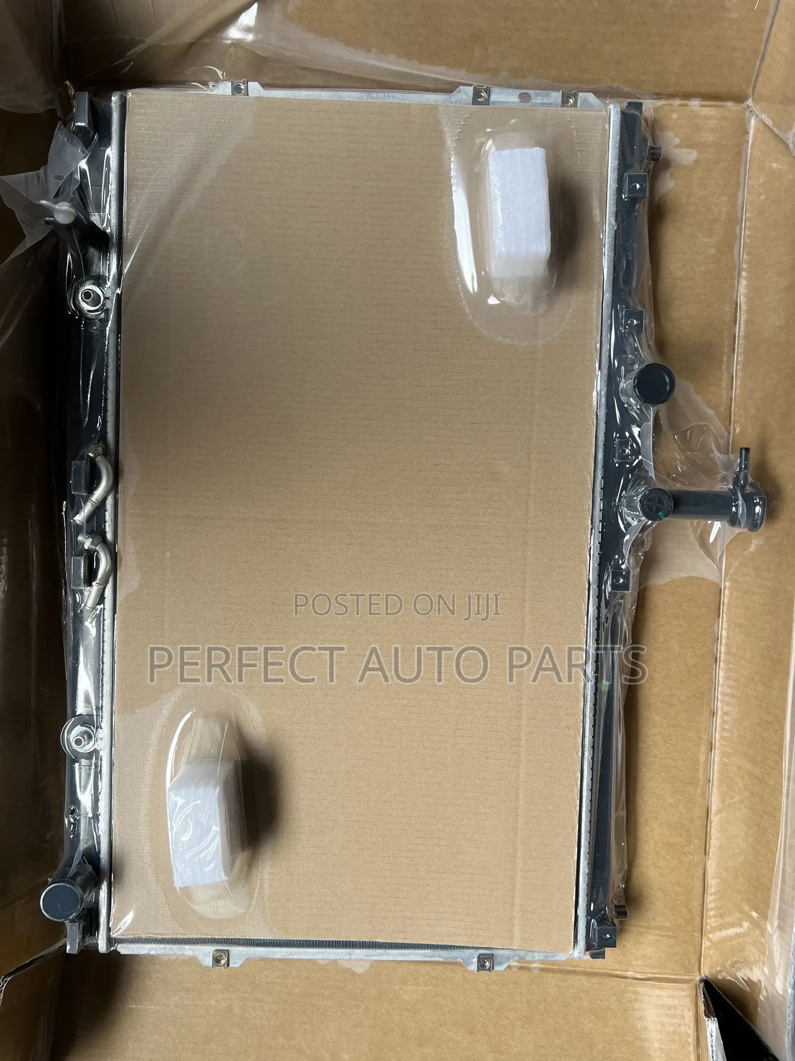 Hyundai H1 Radiator / Water Tank