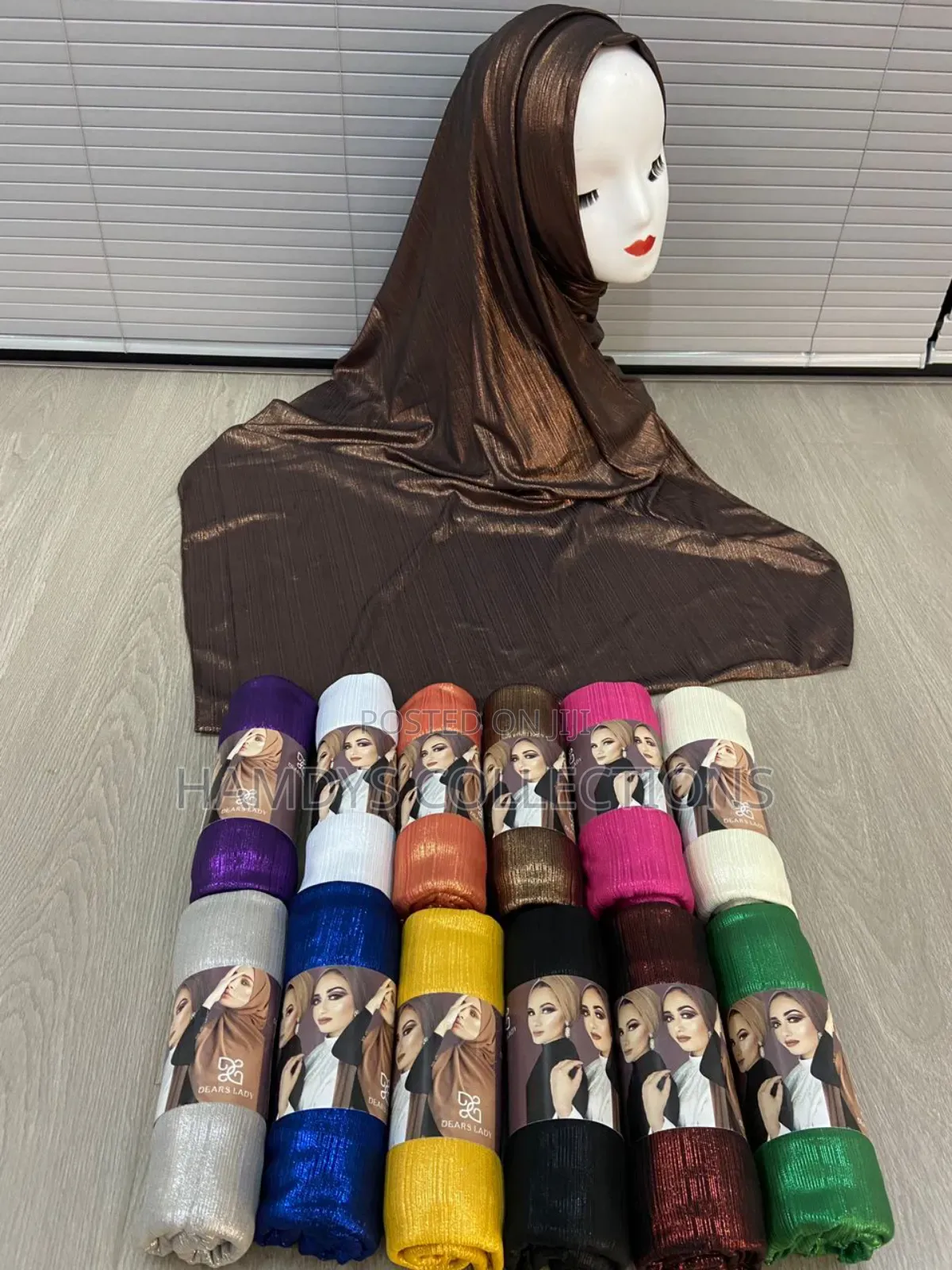 Veils And Accessories