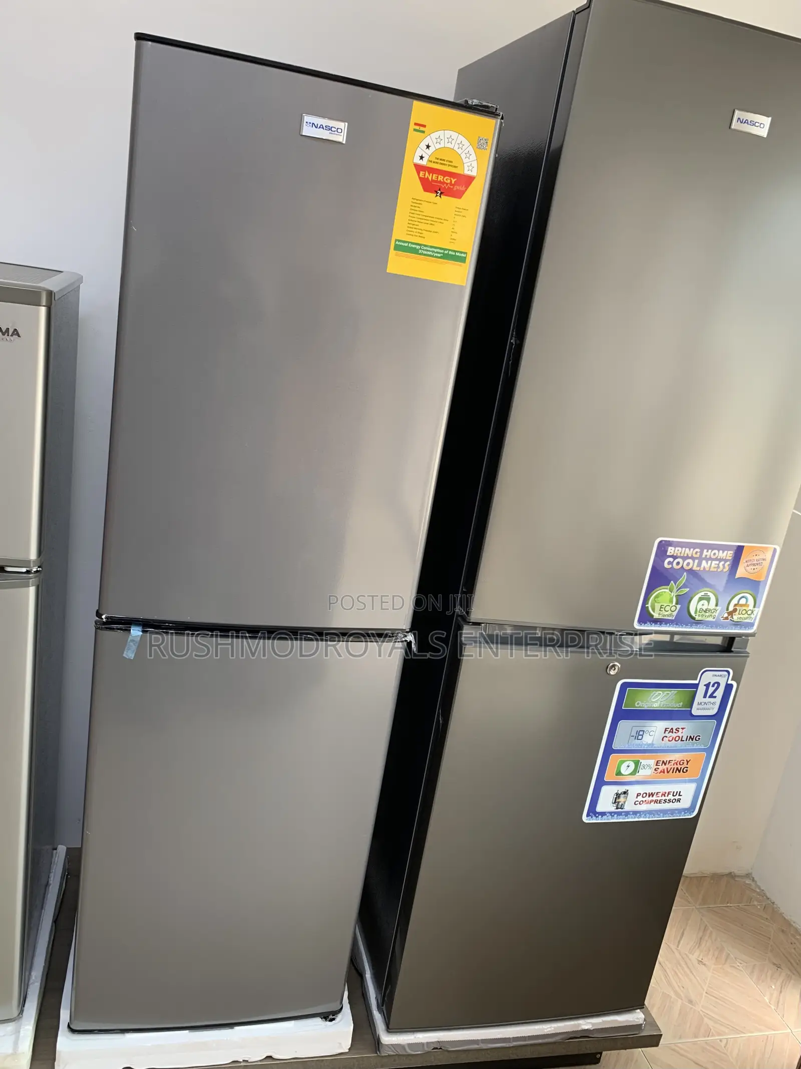 Spacious Stylish: The Nasco Nasd2-24fl Double Door Bottom Freezer