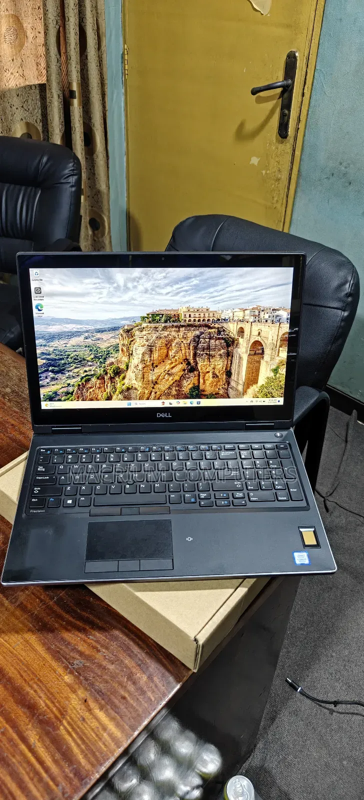 Laptop Dell Precision 7530 12GB Intel Core i7 SSD 512GB