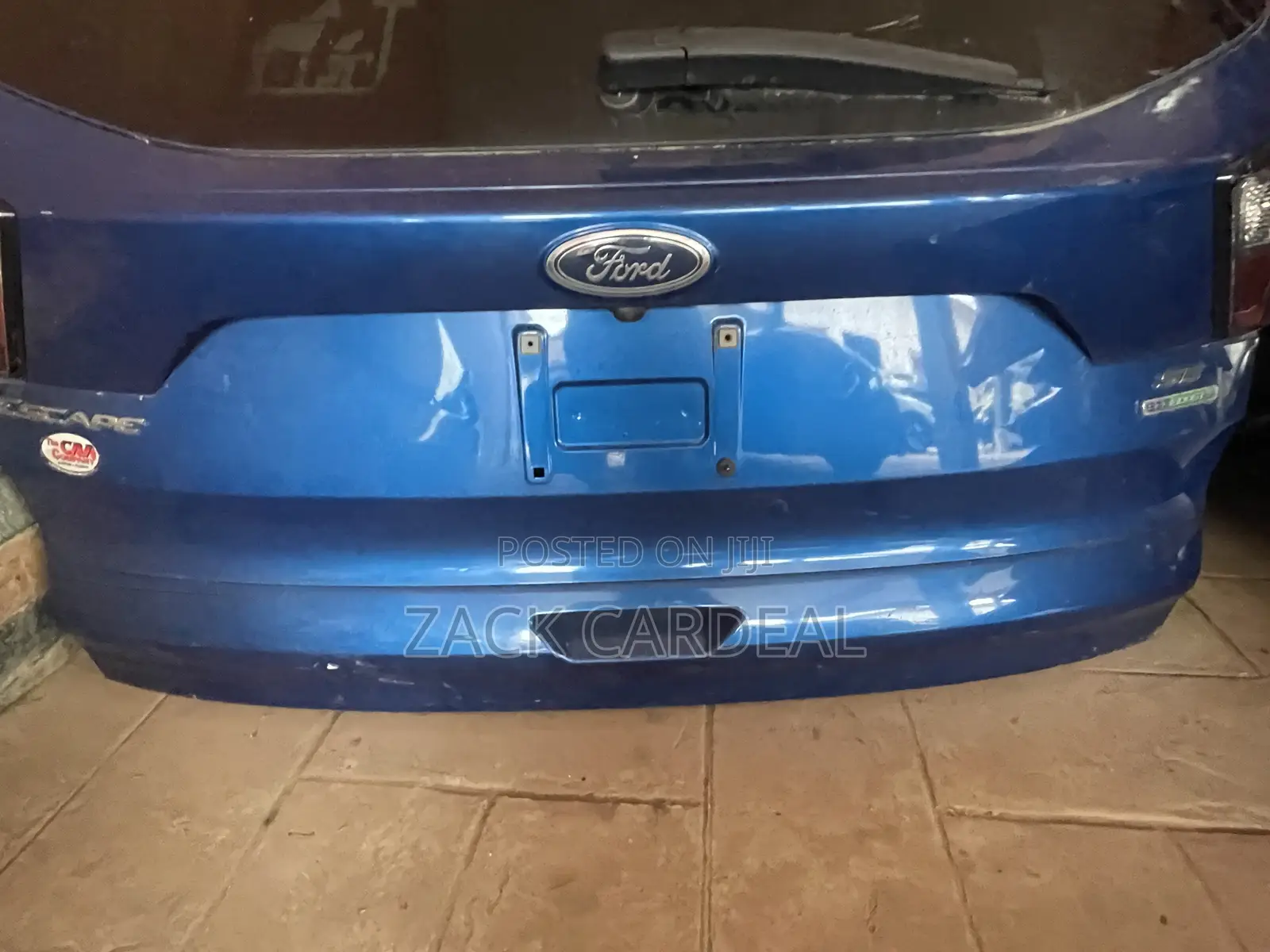 Ford Escape 2018 Back Boots Available With The Boot Tail Light