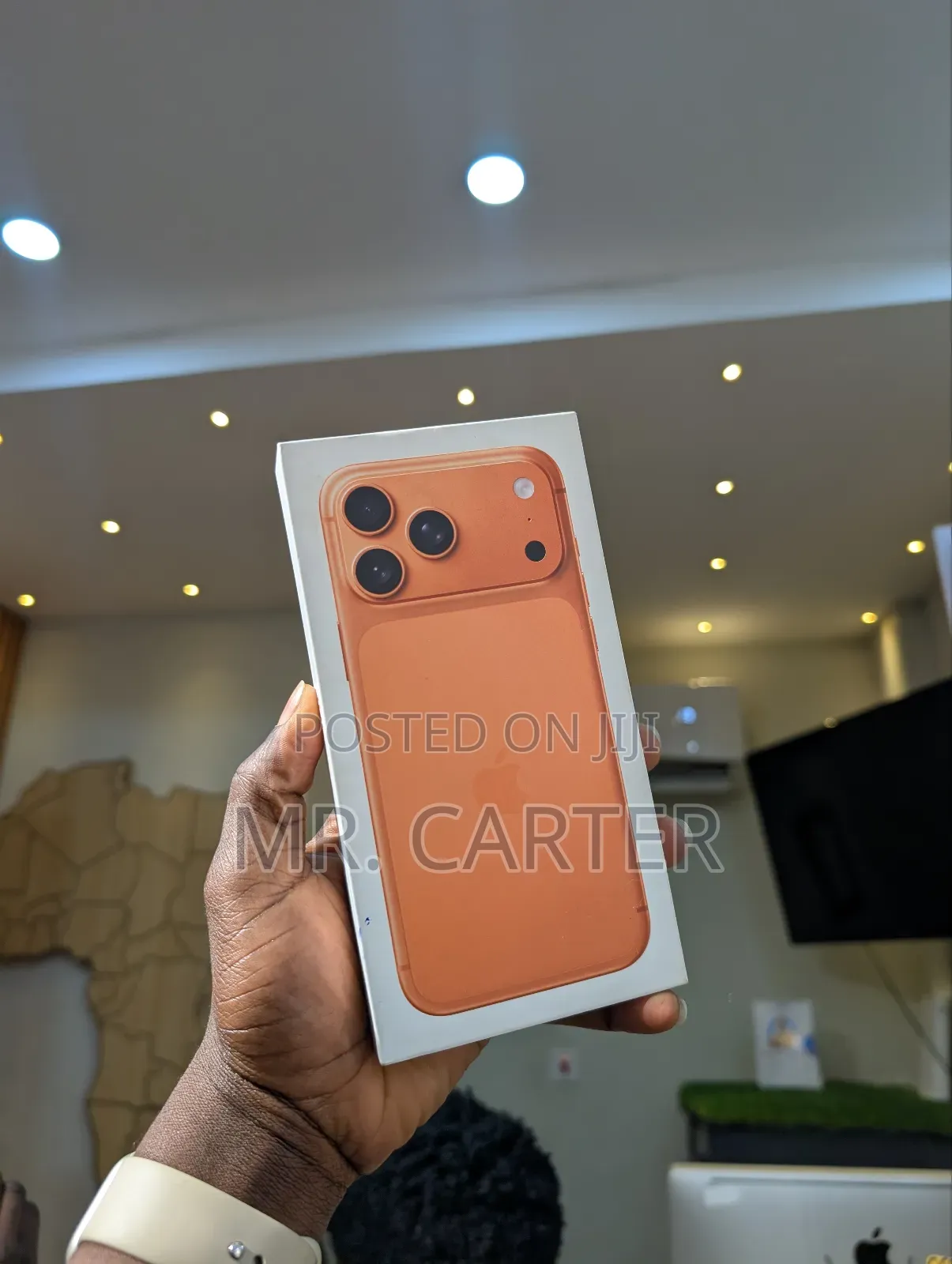 New Apple iPhone 17 Pro Max 256 GB Orange