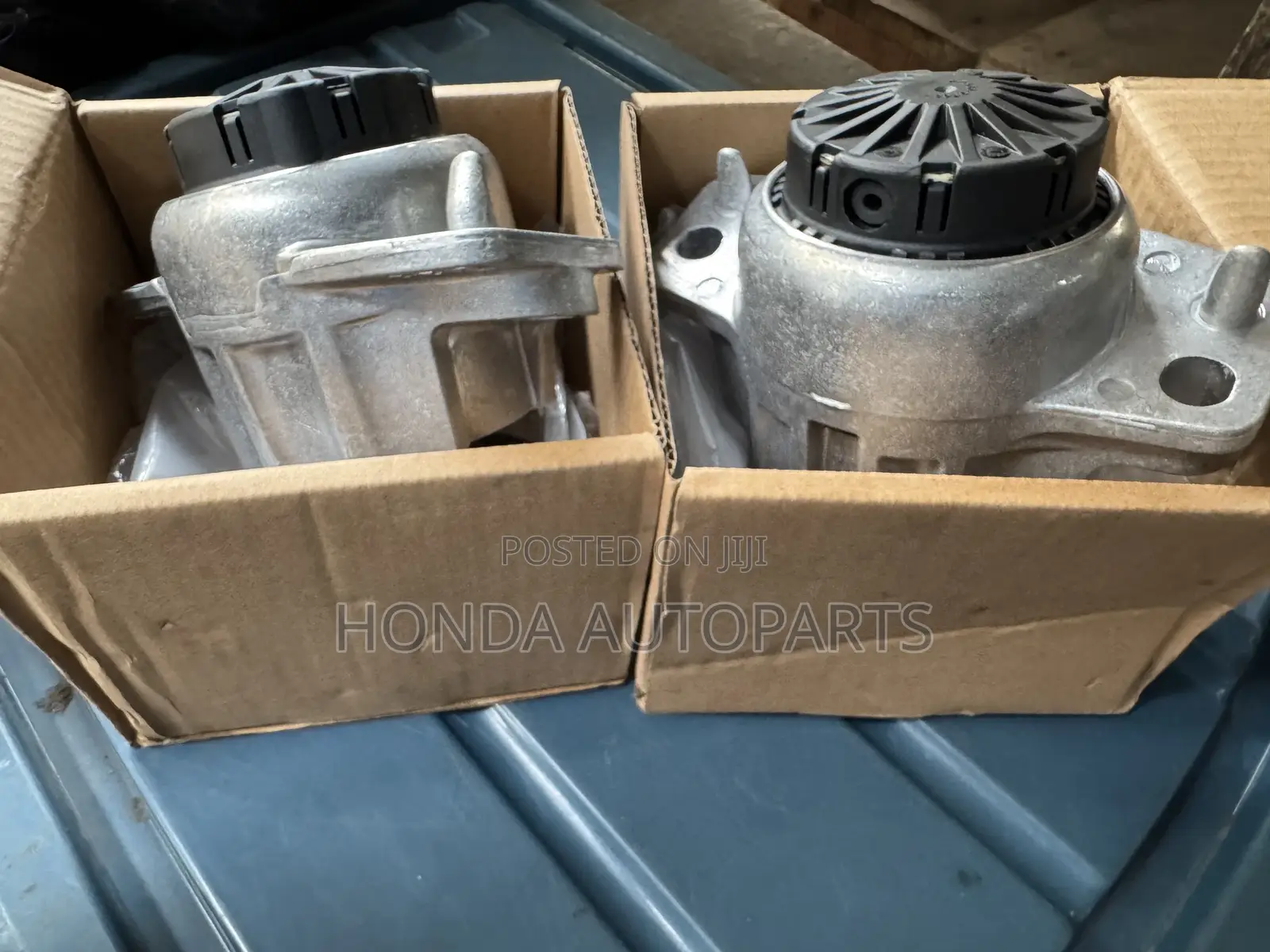 Range Rover Velar Engine Seat/Mount.