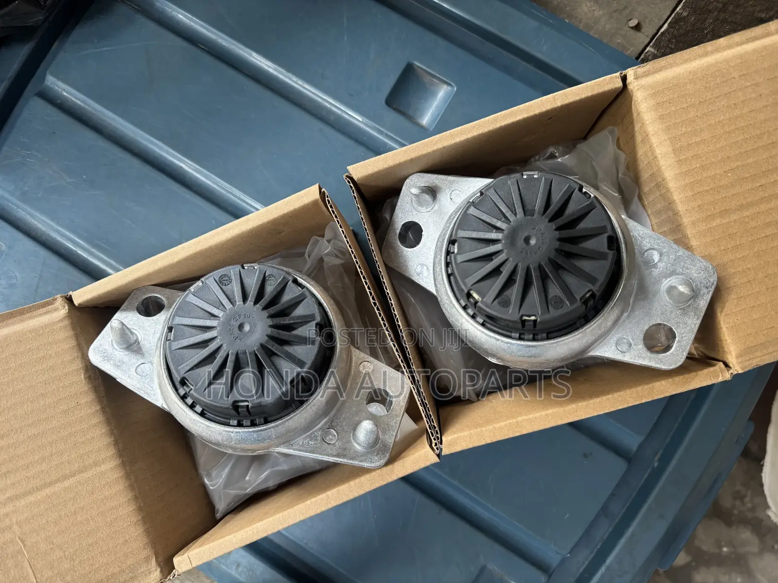Range Rover Velar Engine Seat/Mount.