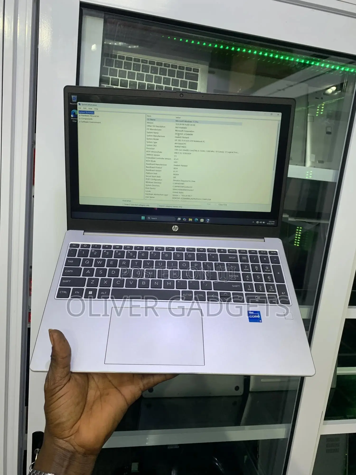 Laptop HP 250 G10 8GB Intel Core I5 SSD 512GB