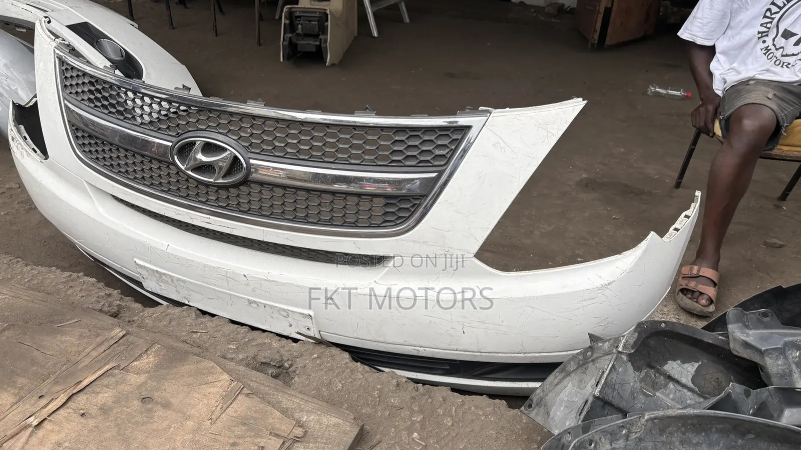 Hyundai Starex/H1 Front Bumper 2010,2011,2012,2013,2014,2015