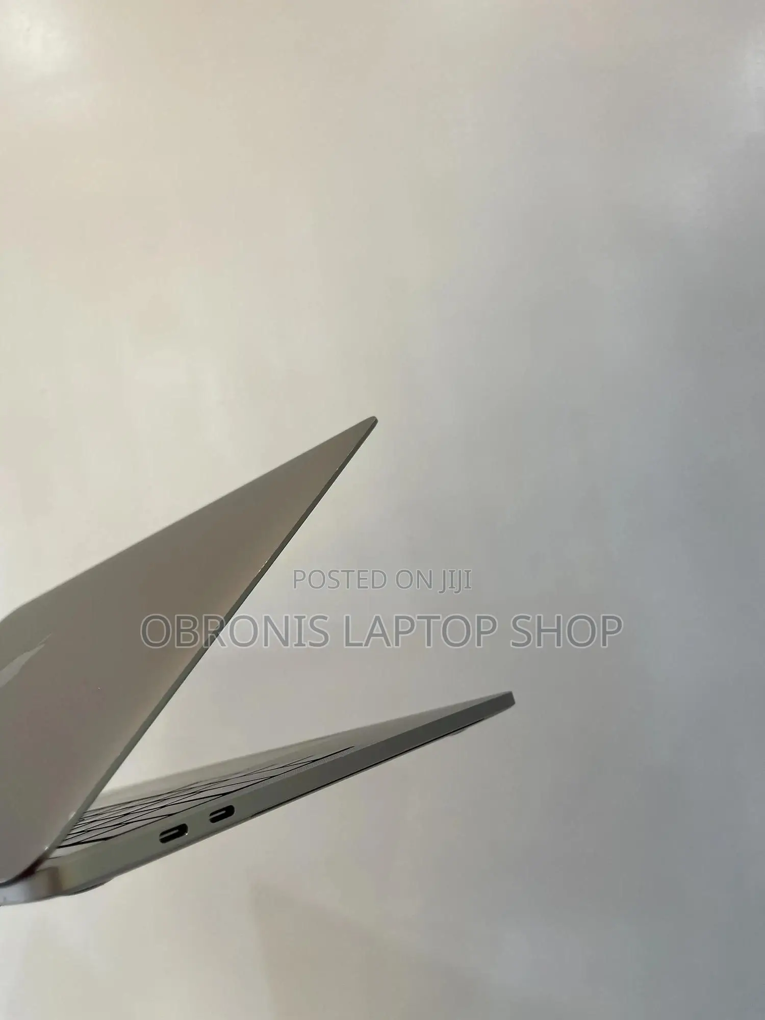 Laptop Apple MacBook Pro 2019 16GB Intel Core i7 SSD 1T