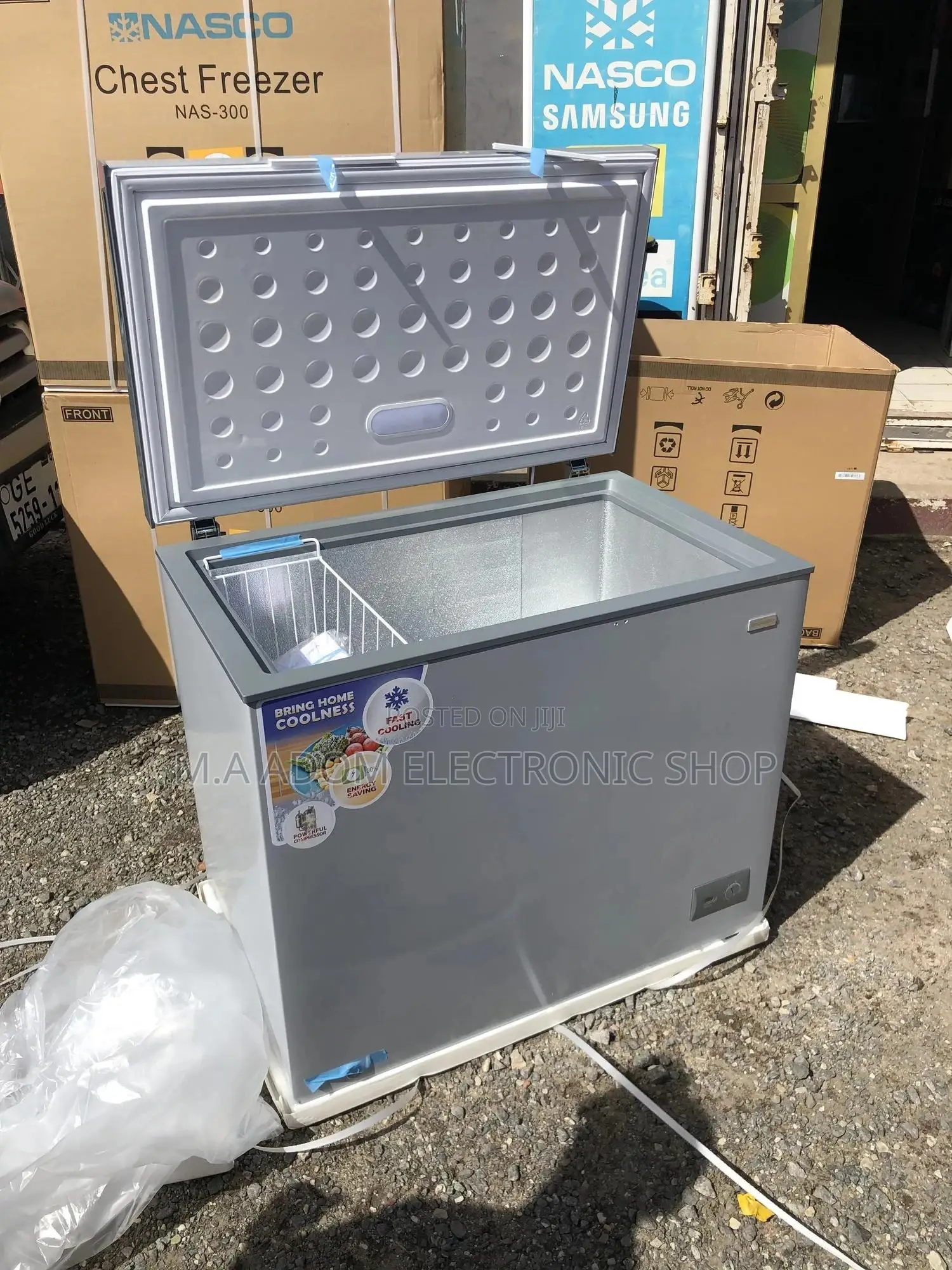 251 Litre Fridge Cheat Freezer (Nasco)