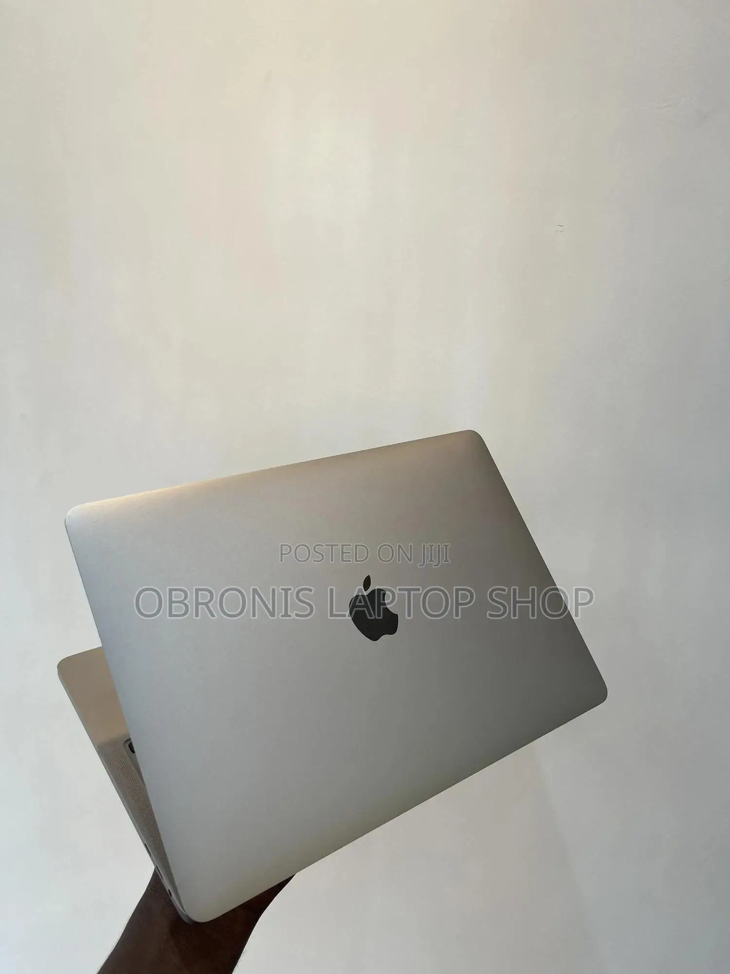 Laptop Apple MacBook Pro 2020 16GB Intel Core i7 SSD 512GB