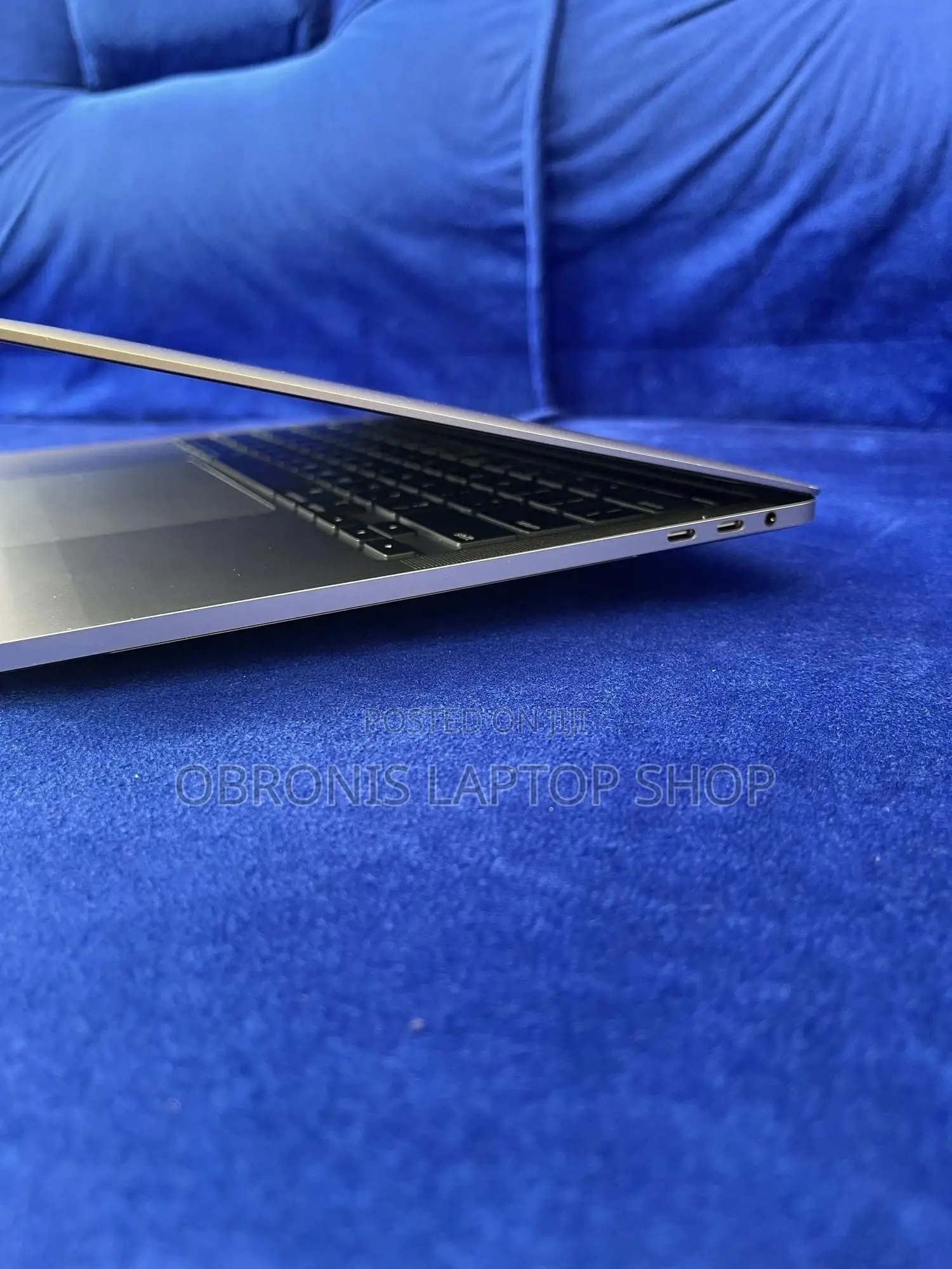 Laptop Apple MacBook Pro 2020 16GB Intel Core I7 SSD 1T
