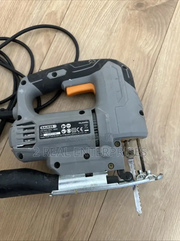 Bauker Jigsaw 550w Psj550g2