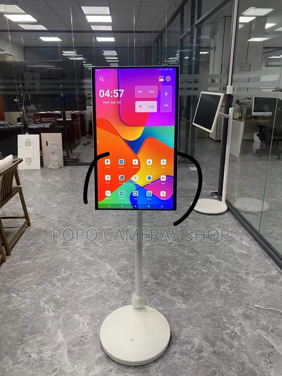 33inches Rotatable Touch Screen Smart Android Display